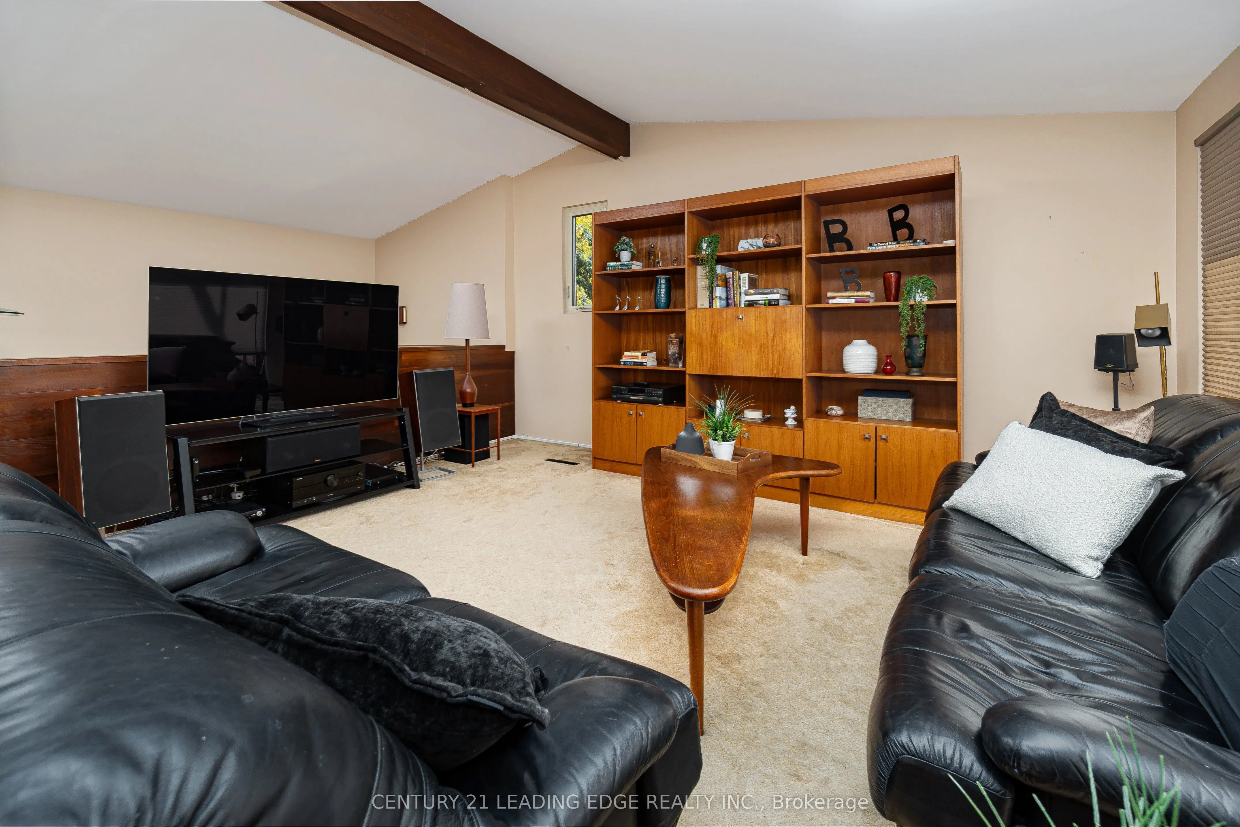 4 Rosswood Crescent