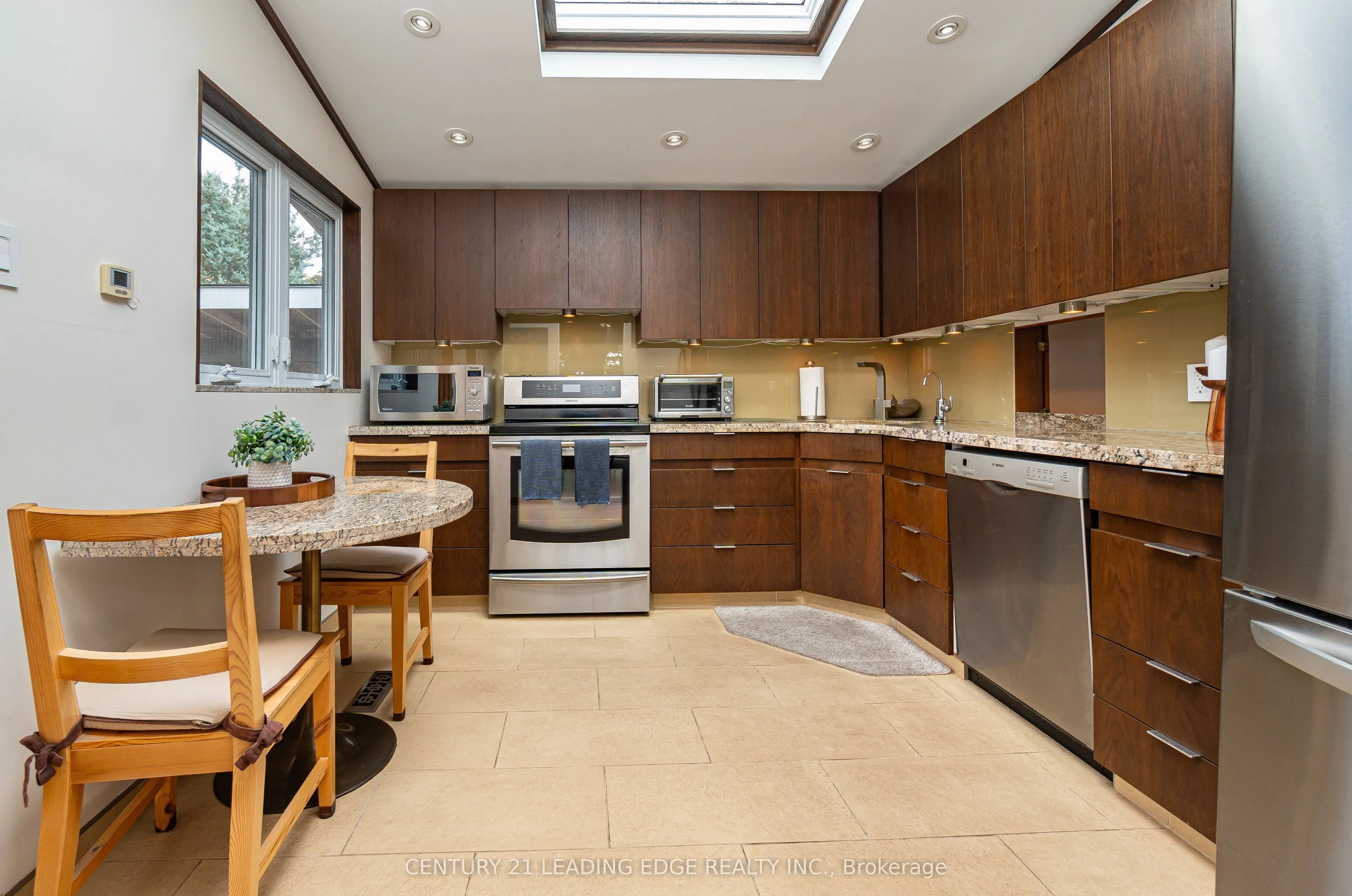 4 Rosswood Crescent