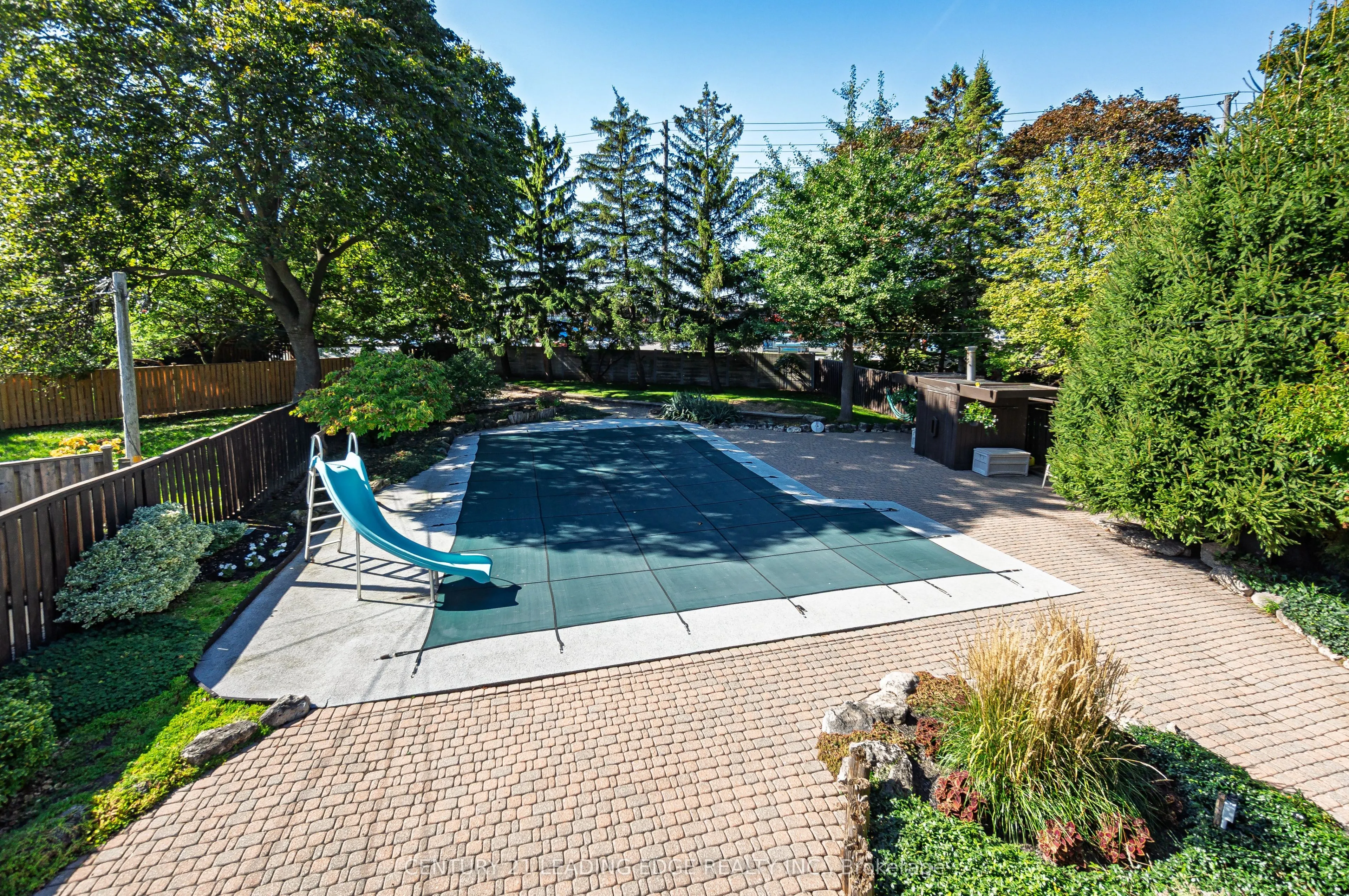 4 Rosswood Crescent