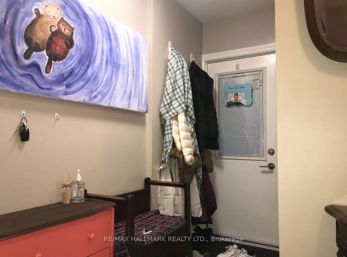 547 Kingston Road, #1