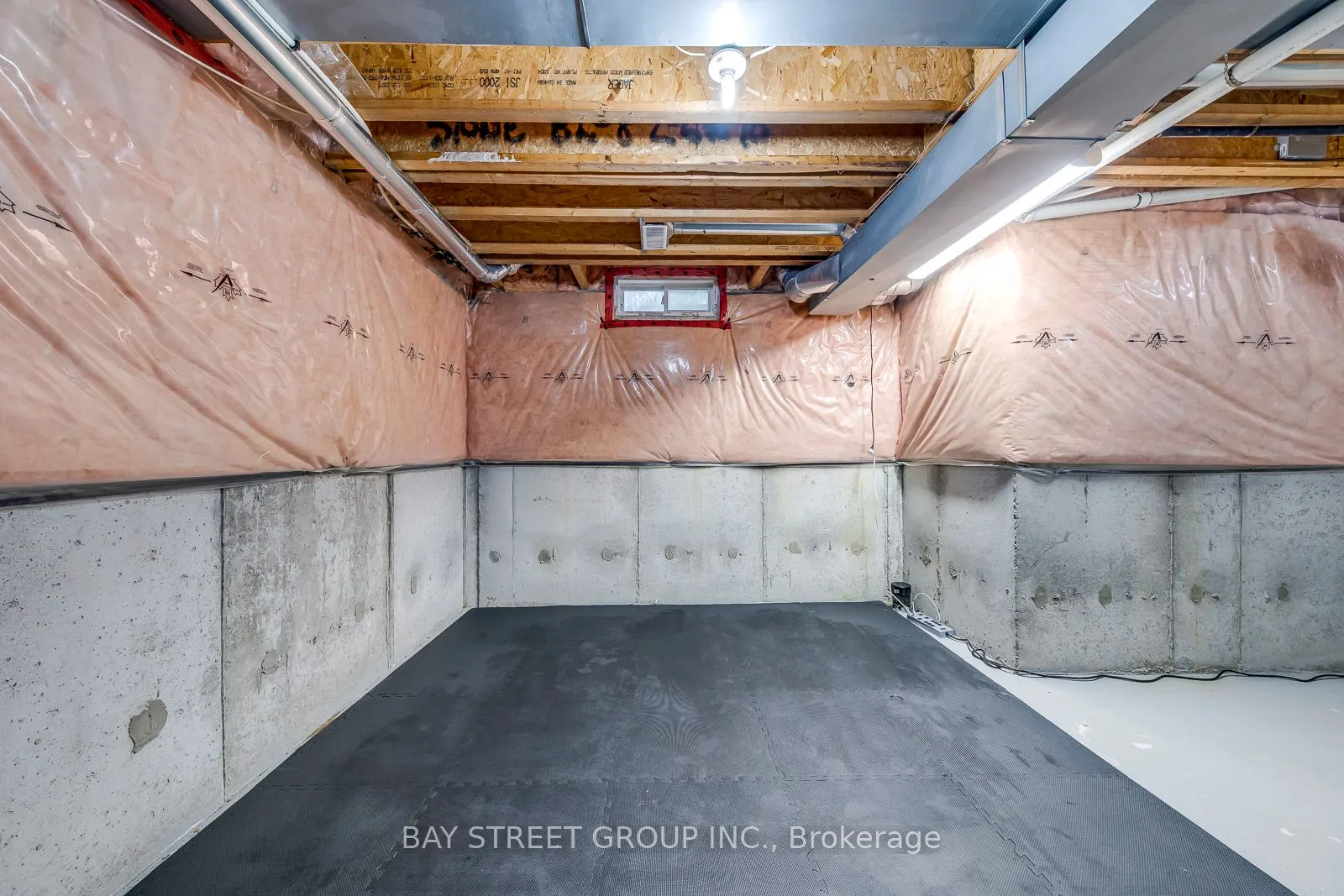 34 Stagecoach Circle S
