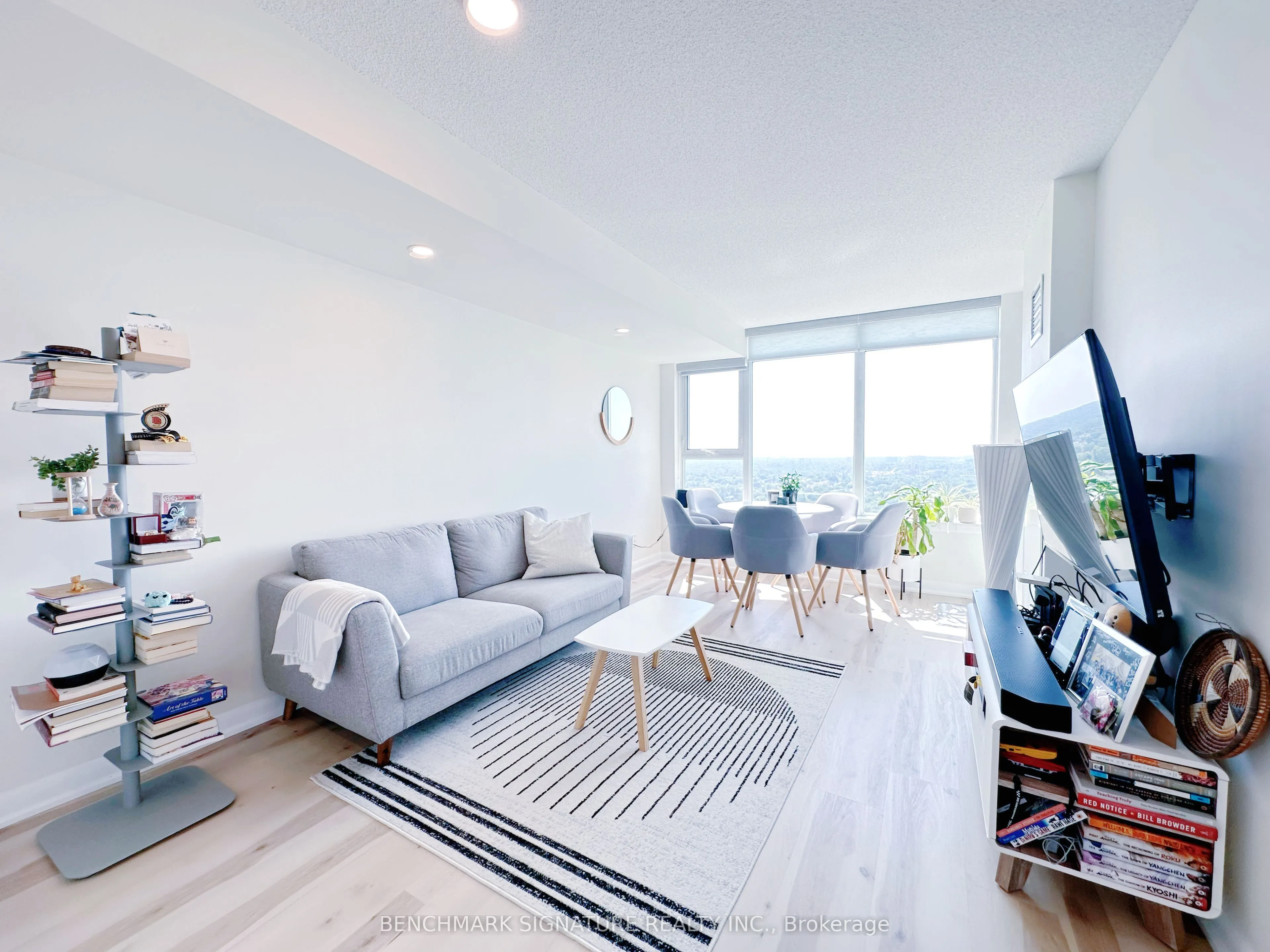 190 Borough Drive, #3007