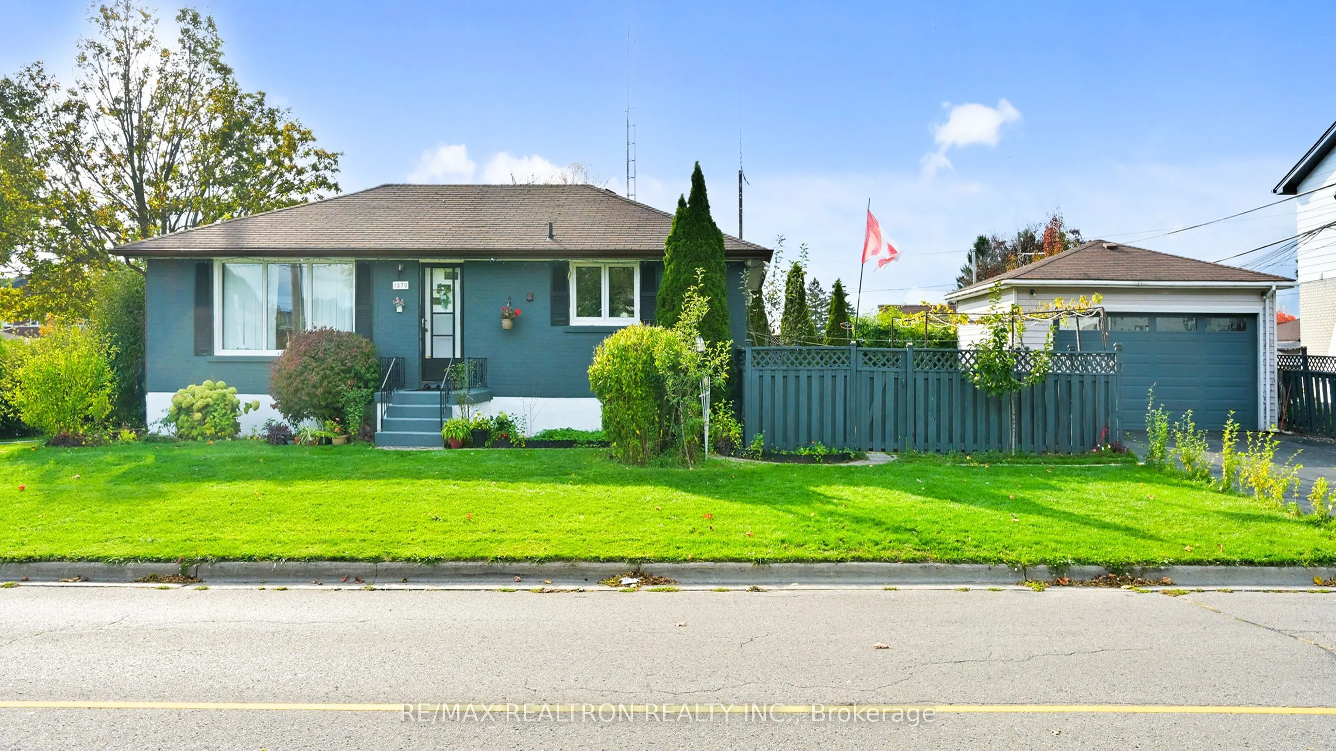 1370 Lakefield Street