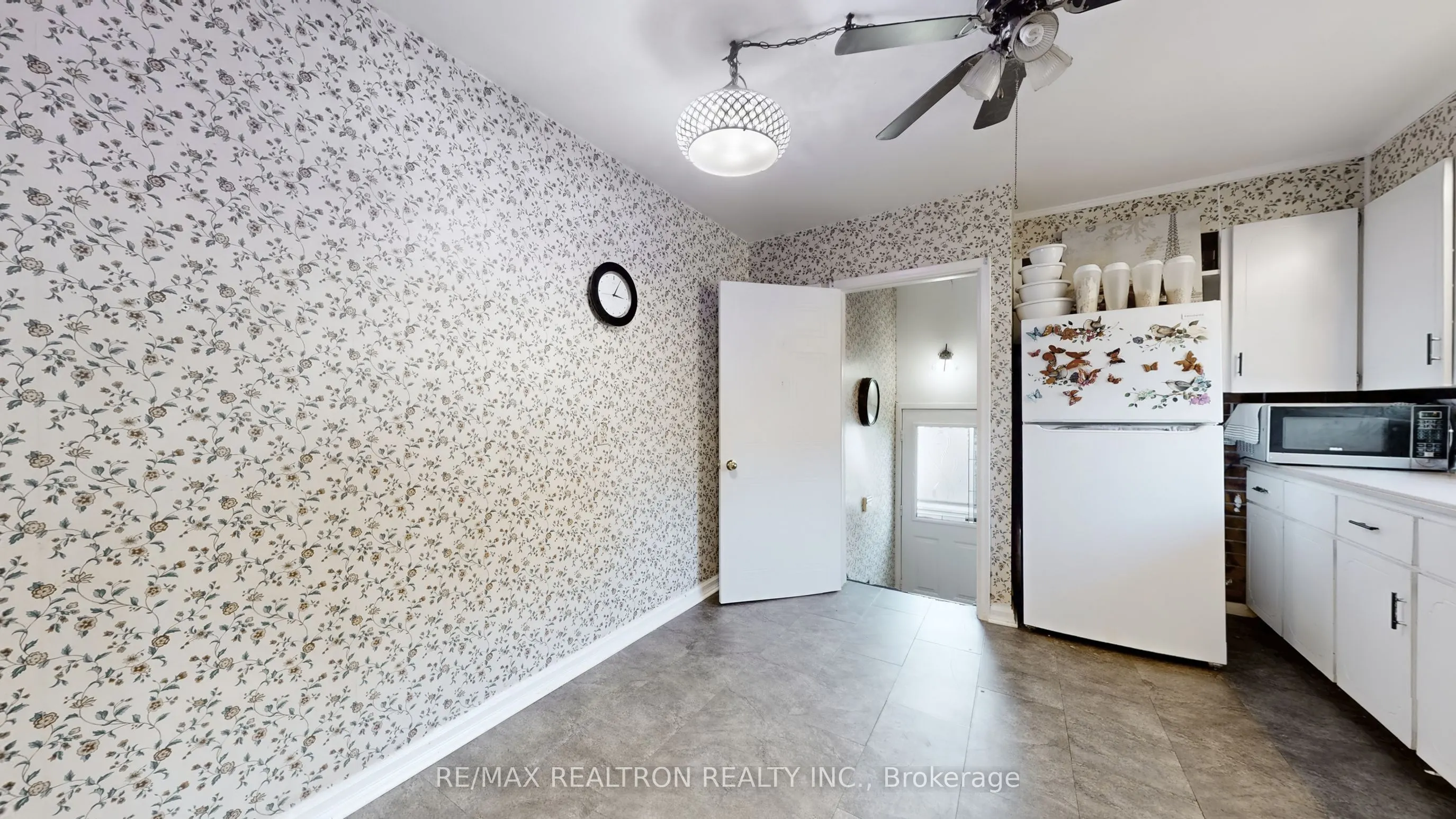 1370 Lakefield Street