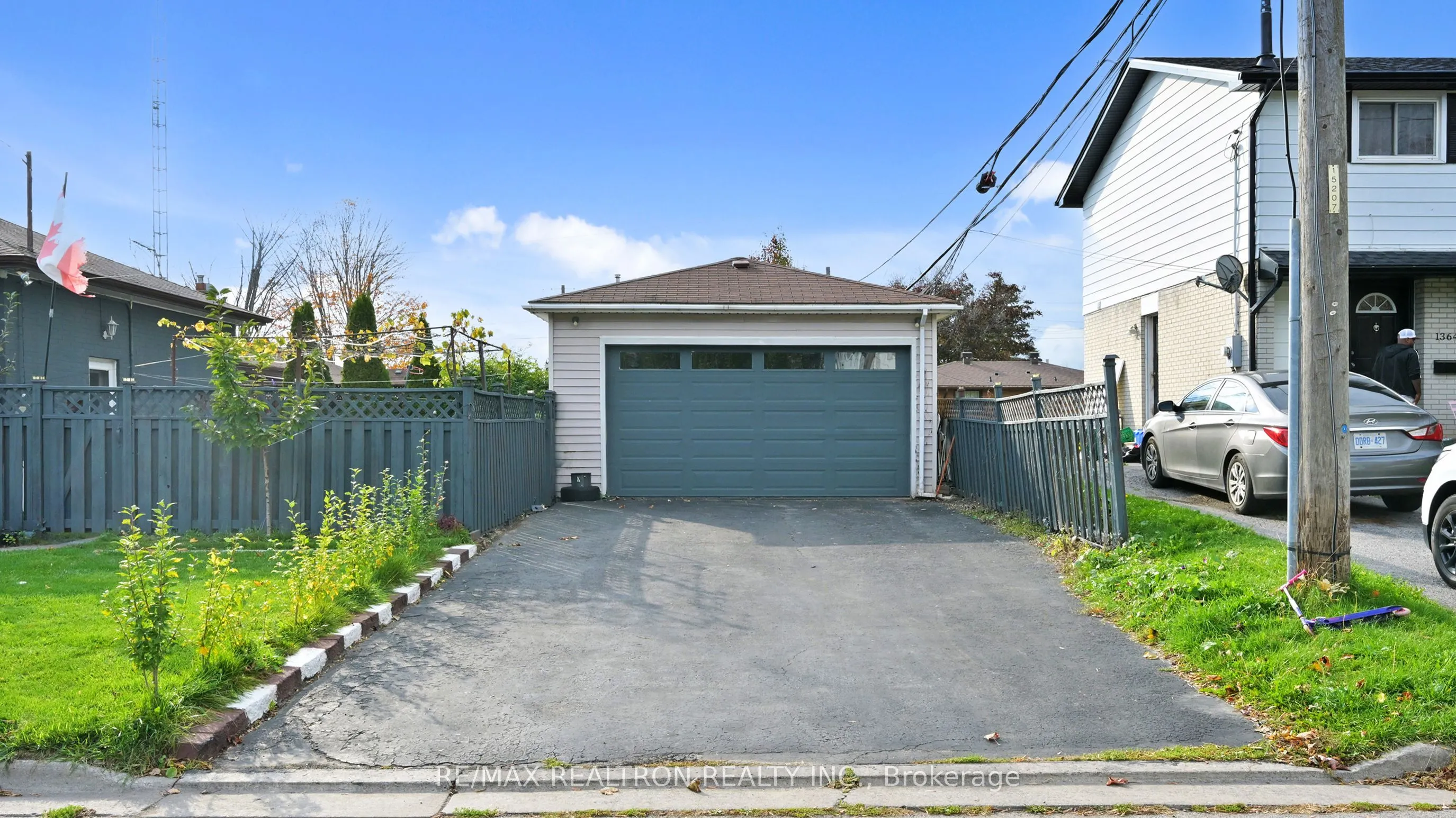 1370 Lakefield Street