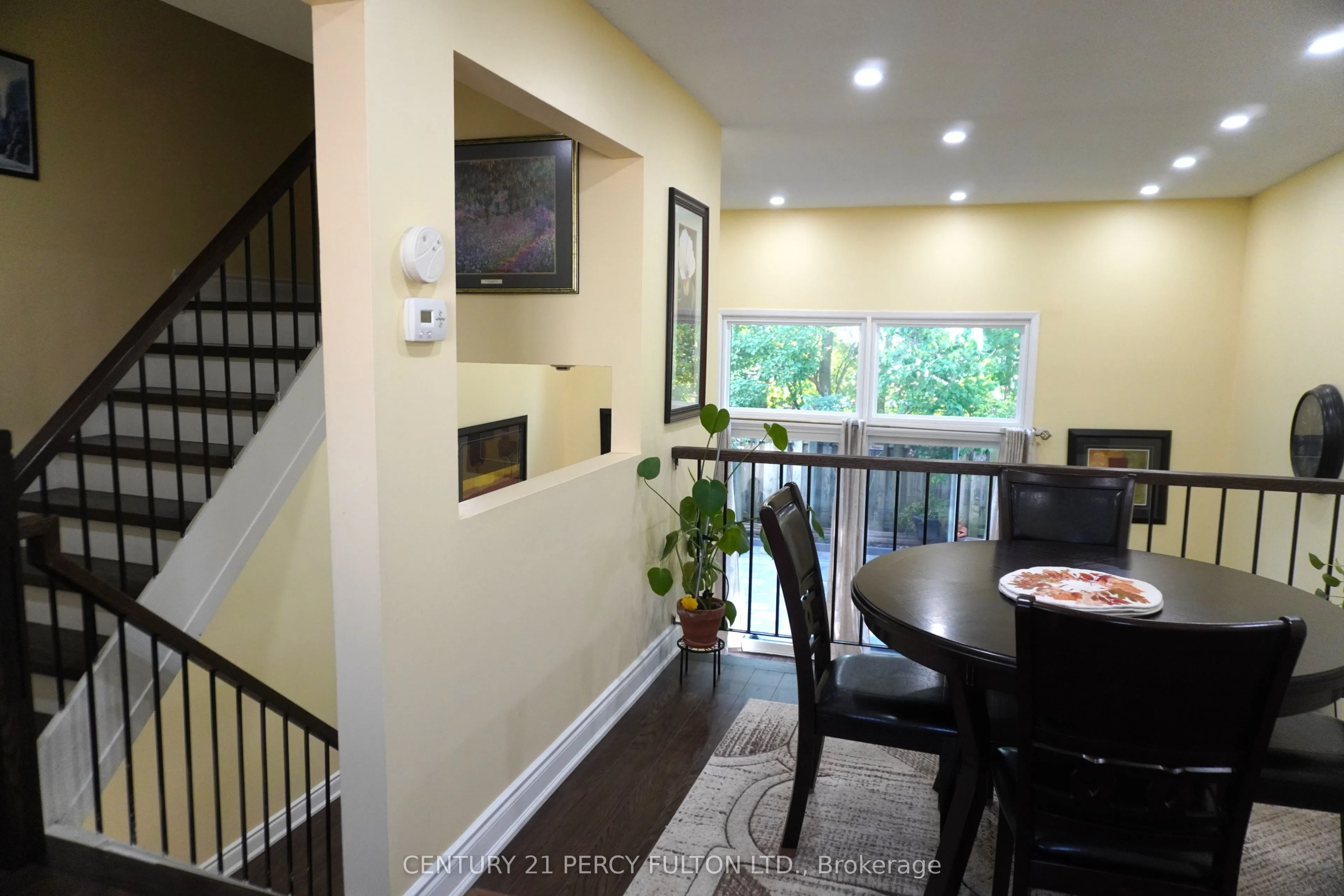 1975 Rosefield Road, #18