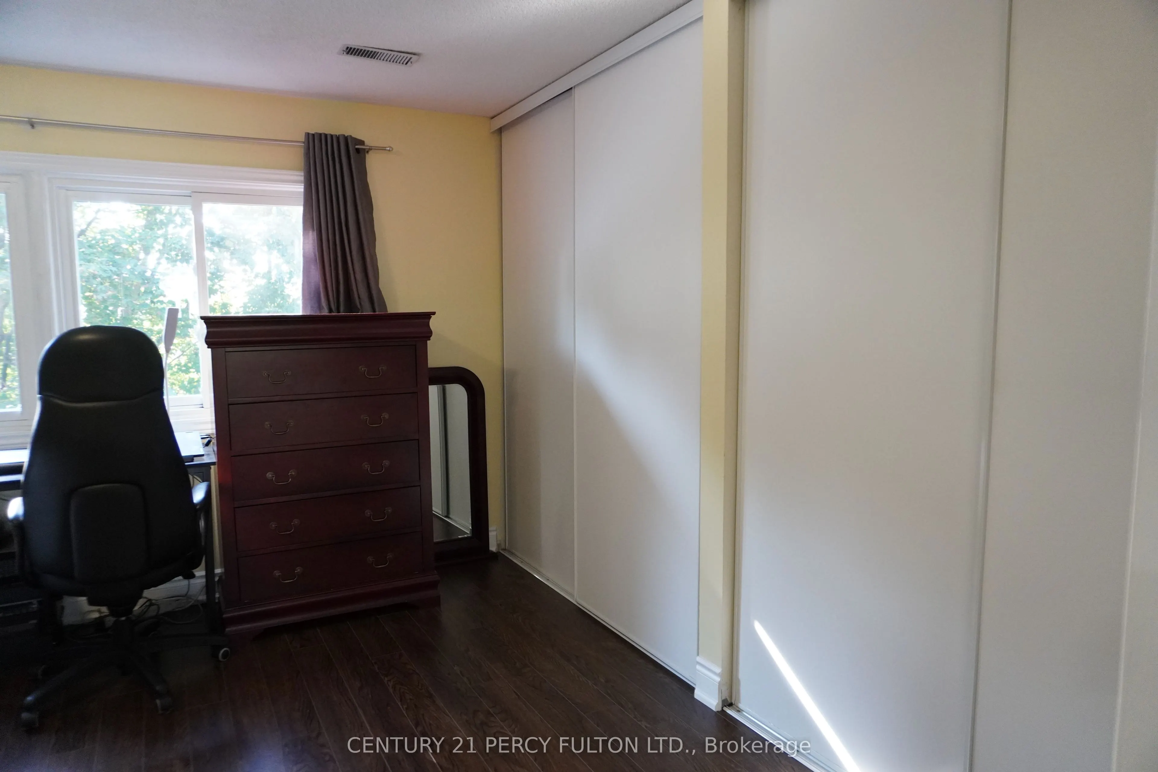 1975 Rosefield Road, #18