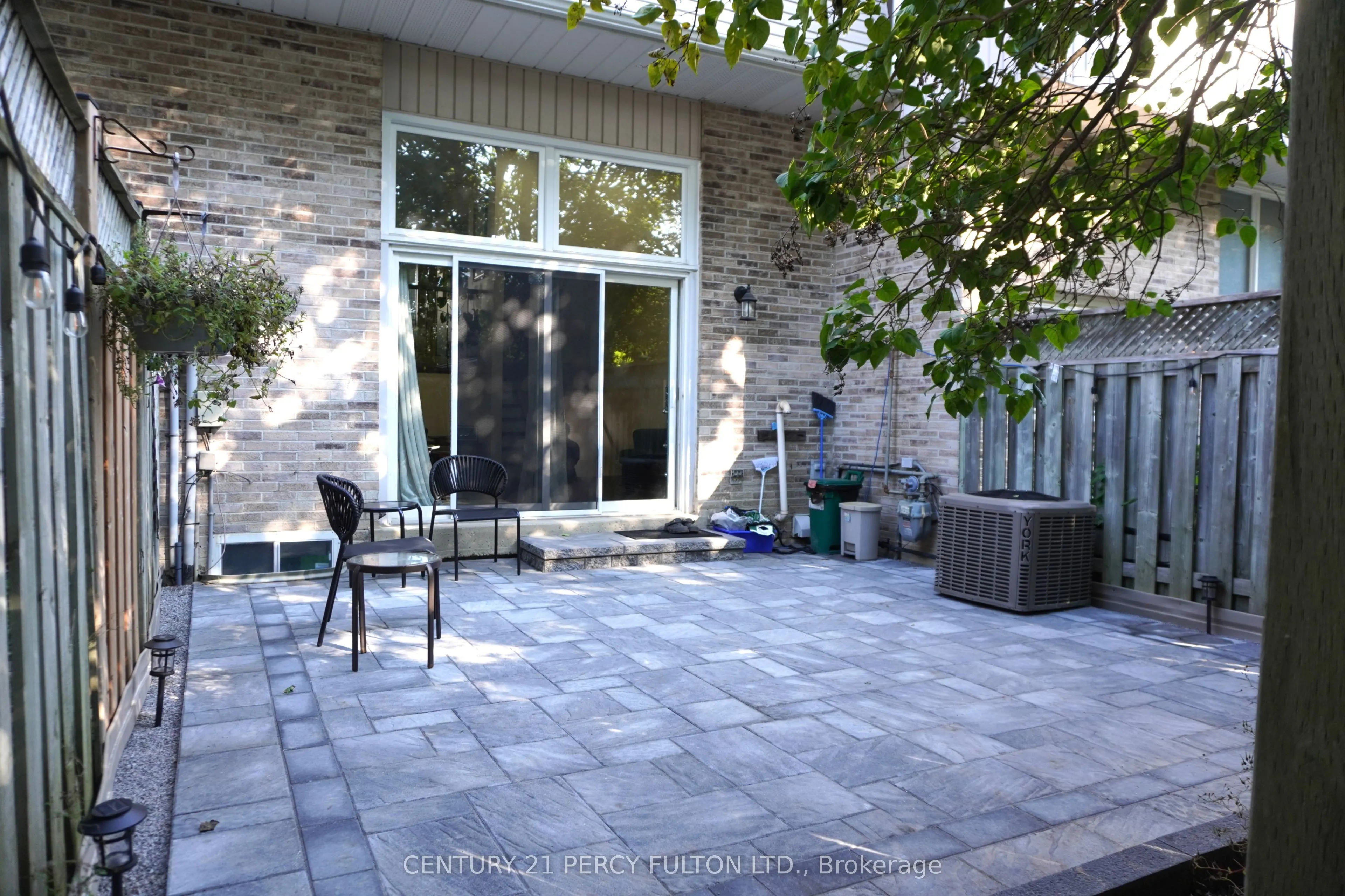 1975 Rosefield Road, #18