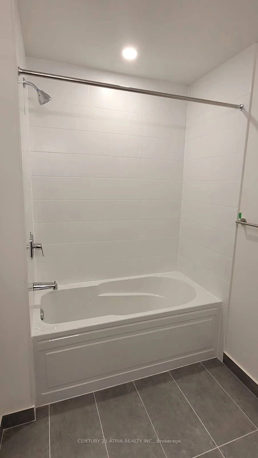 3270 Sheppard Avenue E, #426