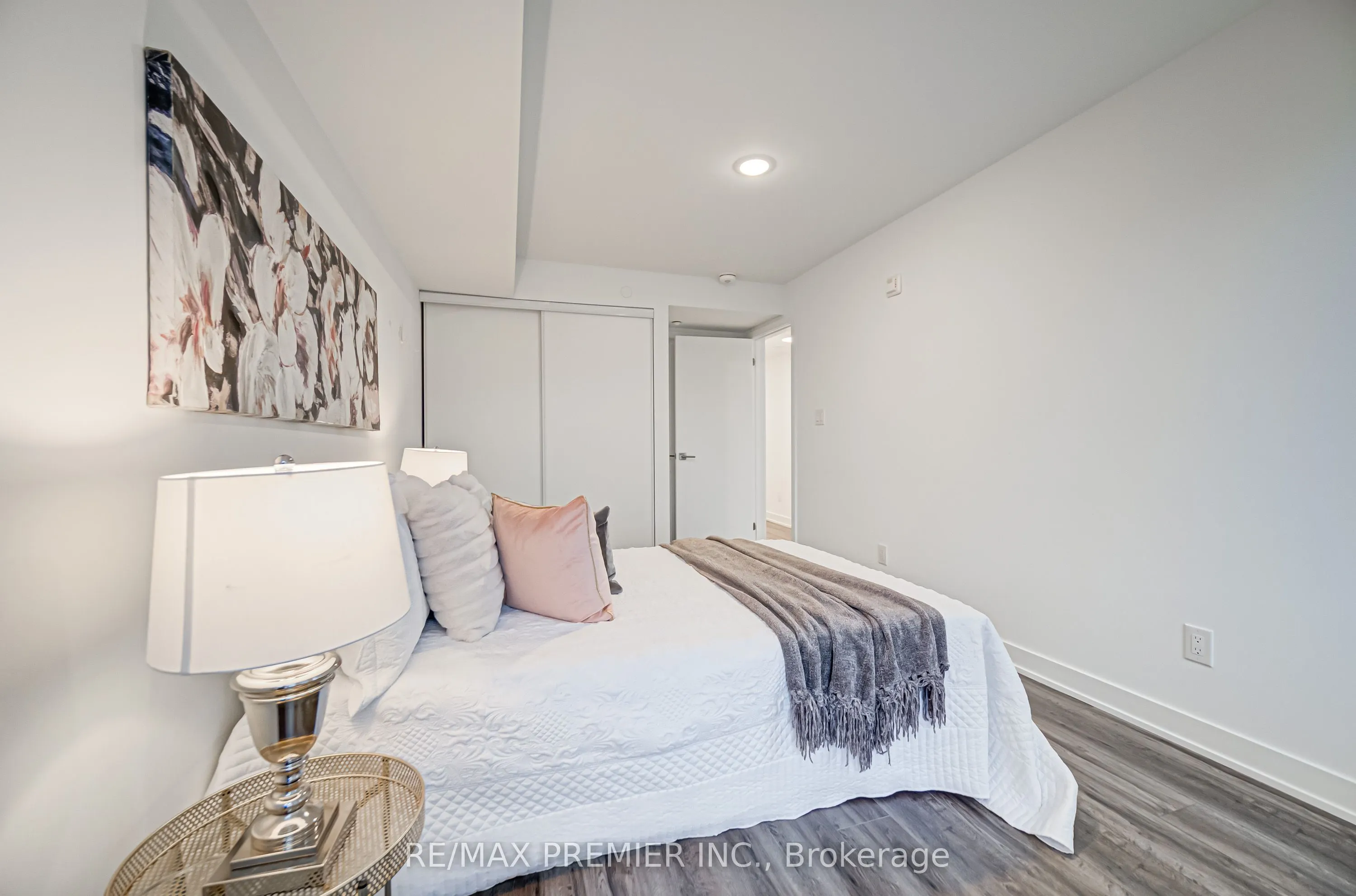 1479 O'Connor Drive, #8