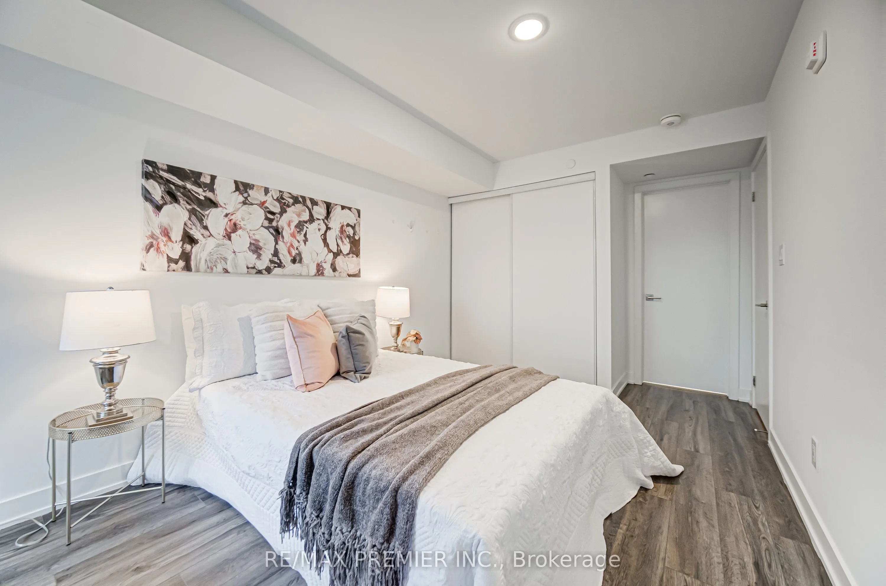1479 O'Connor Drive, #8