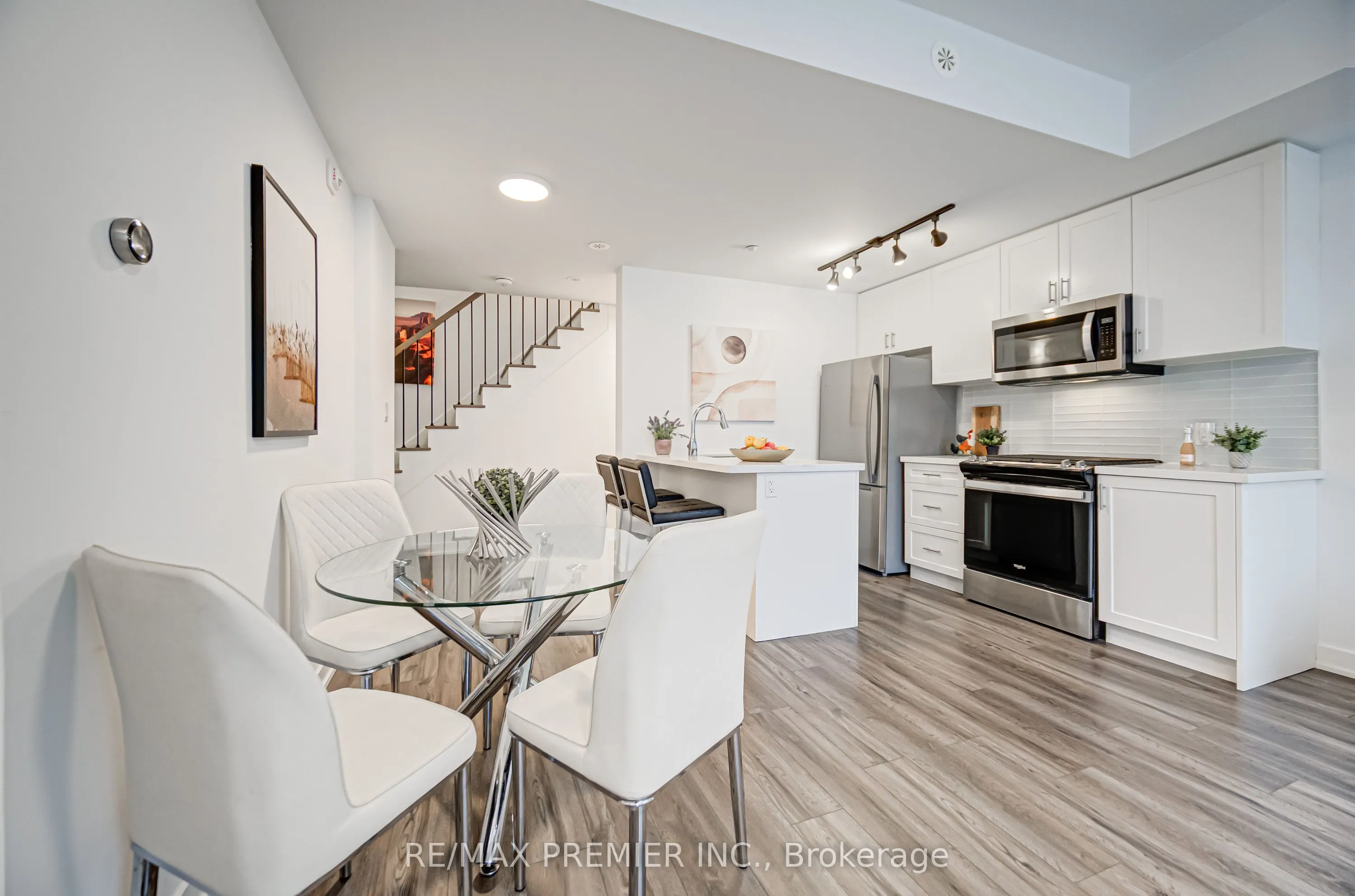 1479 O'Connor Drive, #8