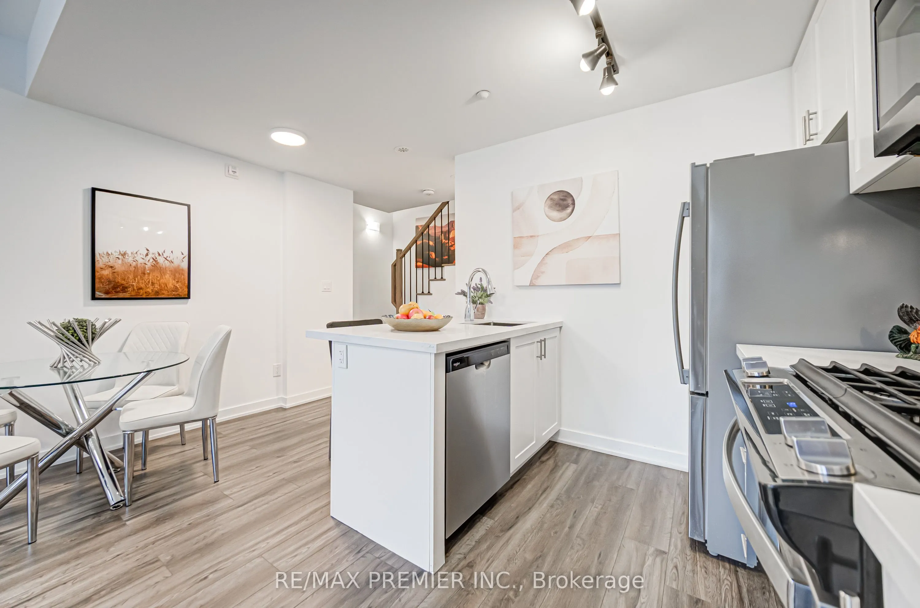 1479 O'Connor Drive, #8