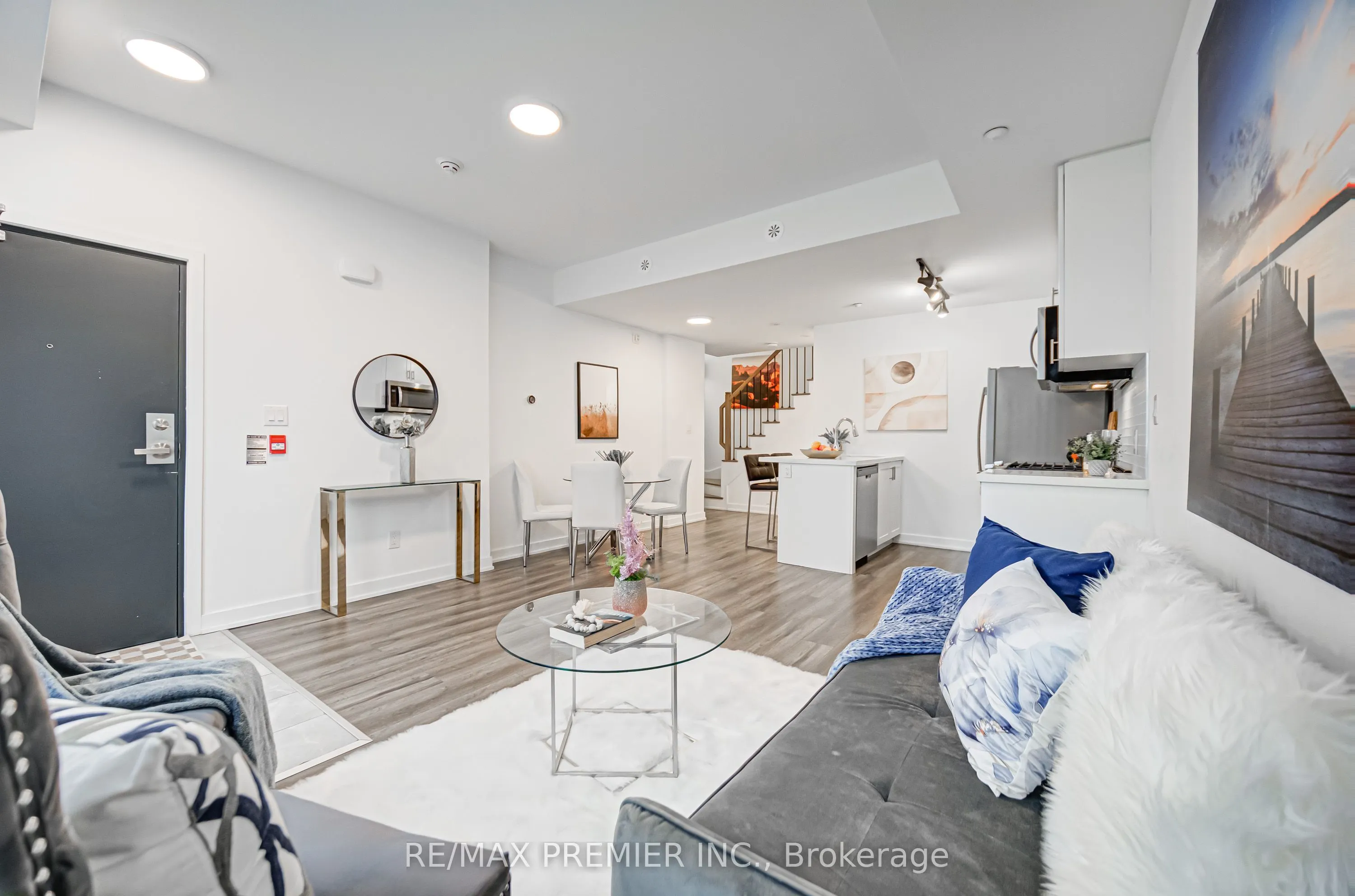 1479 O'Connor Drive, #8