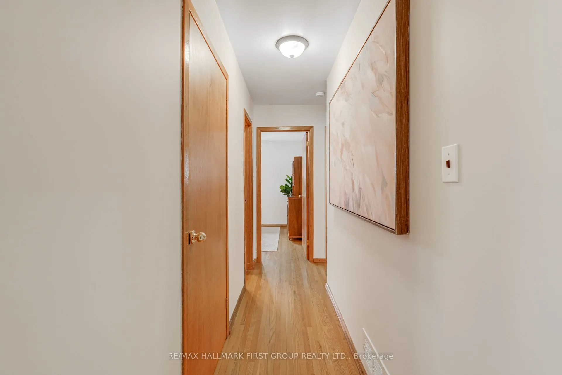 215 Guelph Street