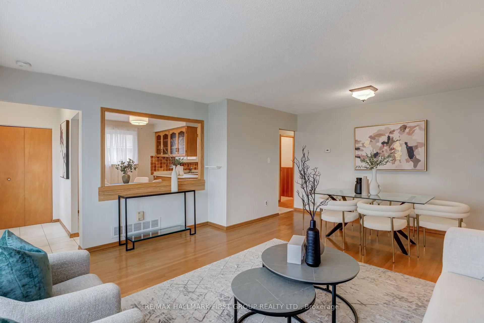 215 Guelph Street