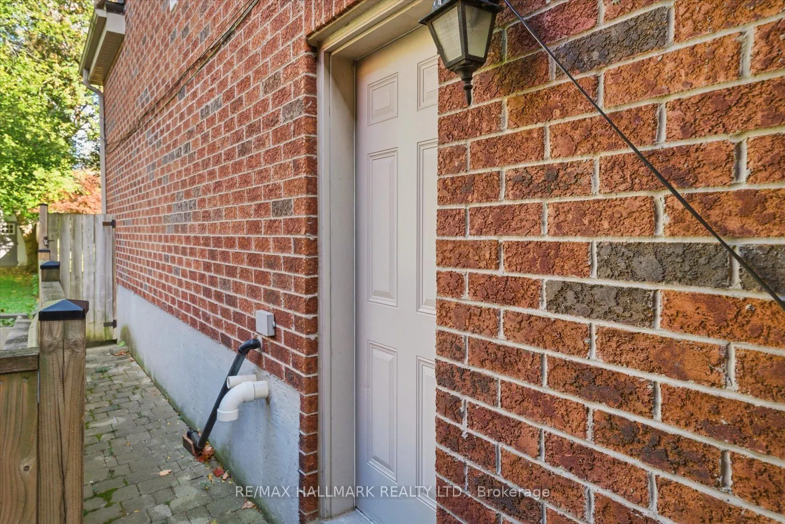 37B Eastville Avenue