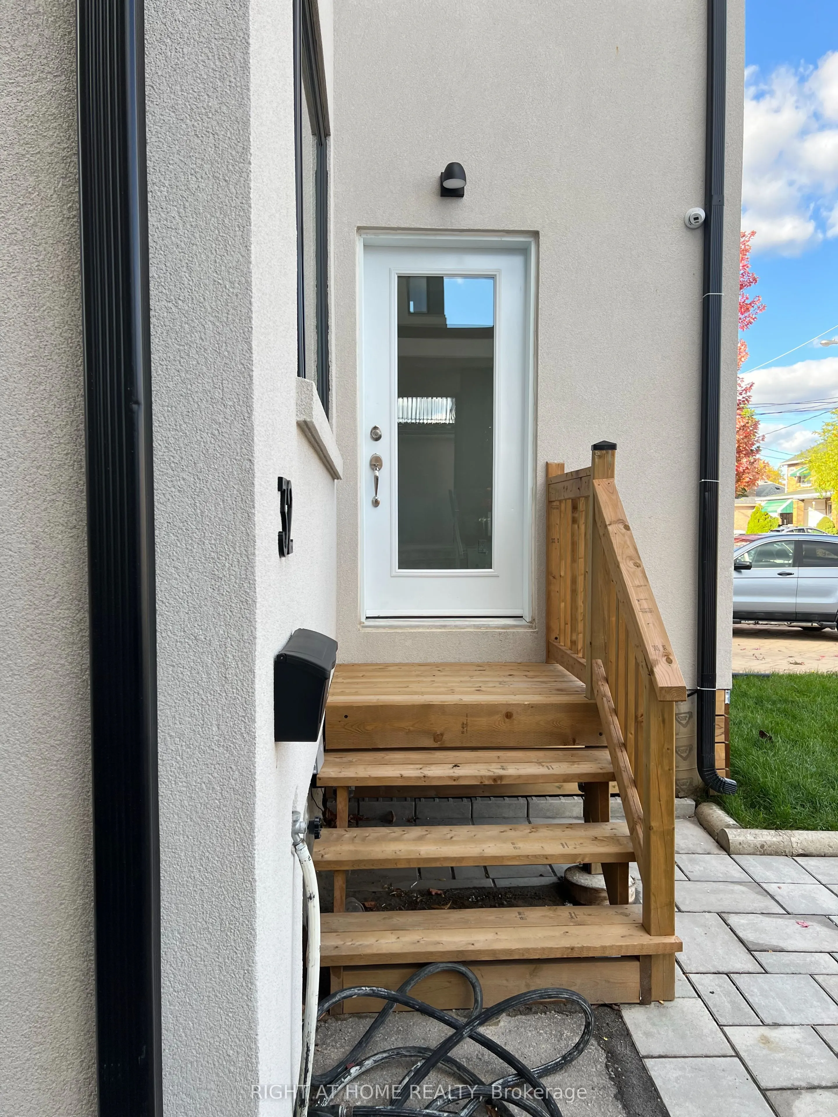 32 Cadorna Avenue, #1