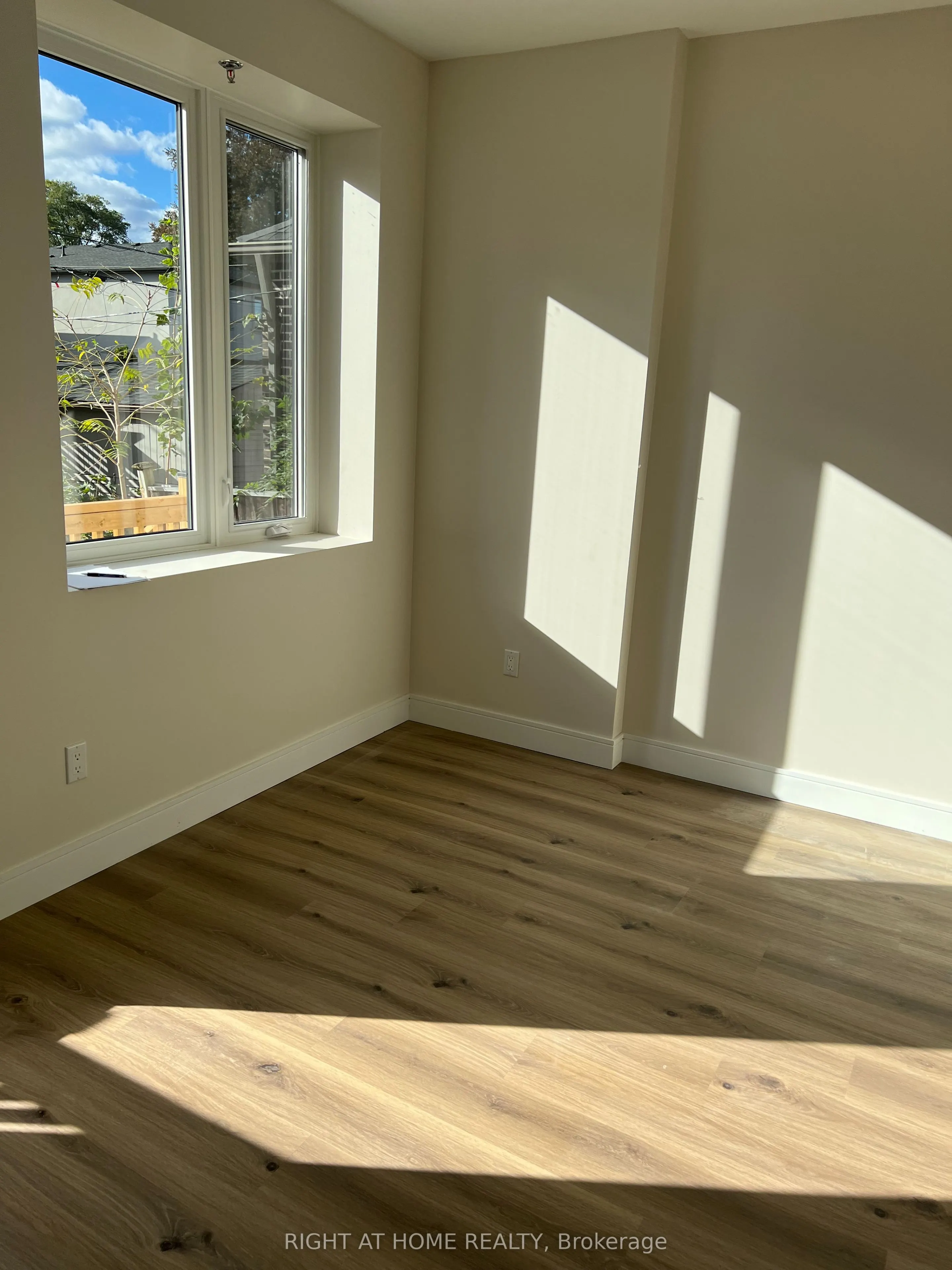 32 Cadorna Avenue, #2