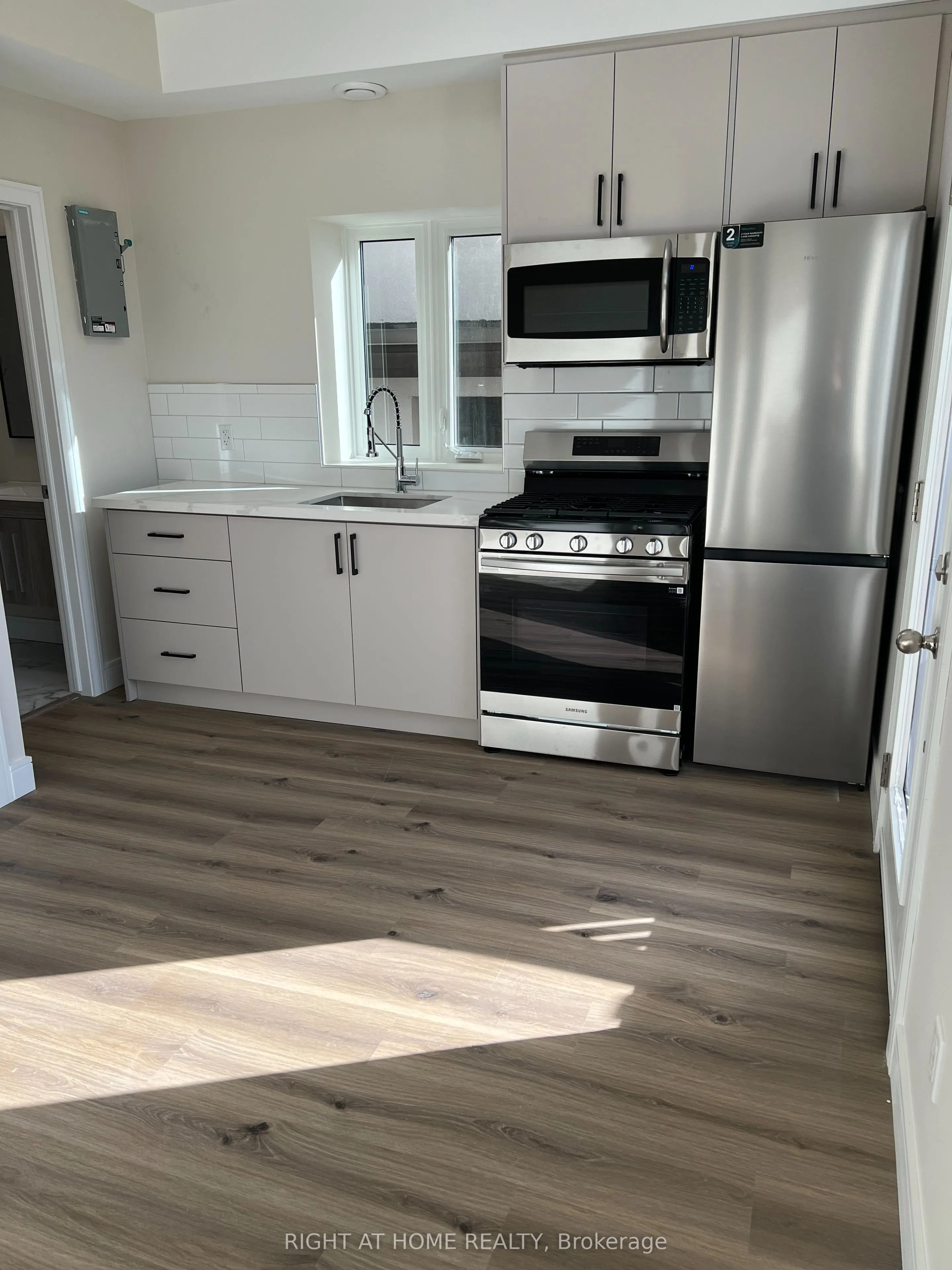32 Cadorna Avenue, #2