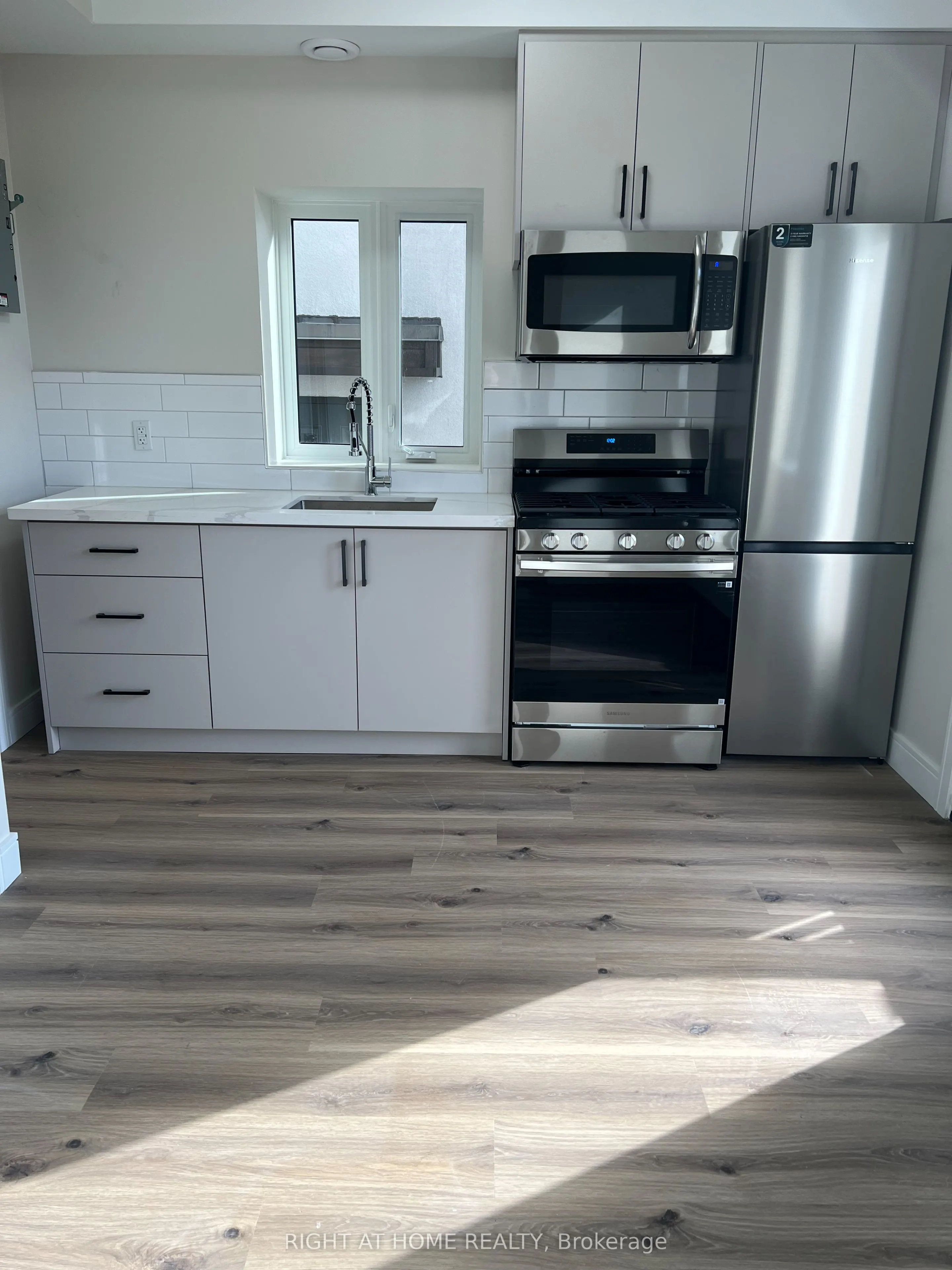 32 Cadorna Avenue, #2