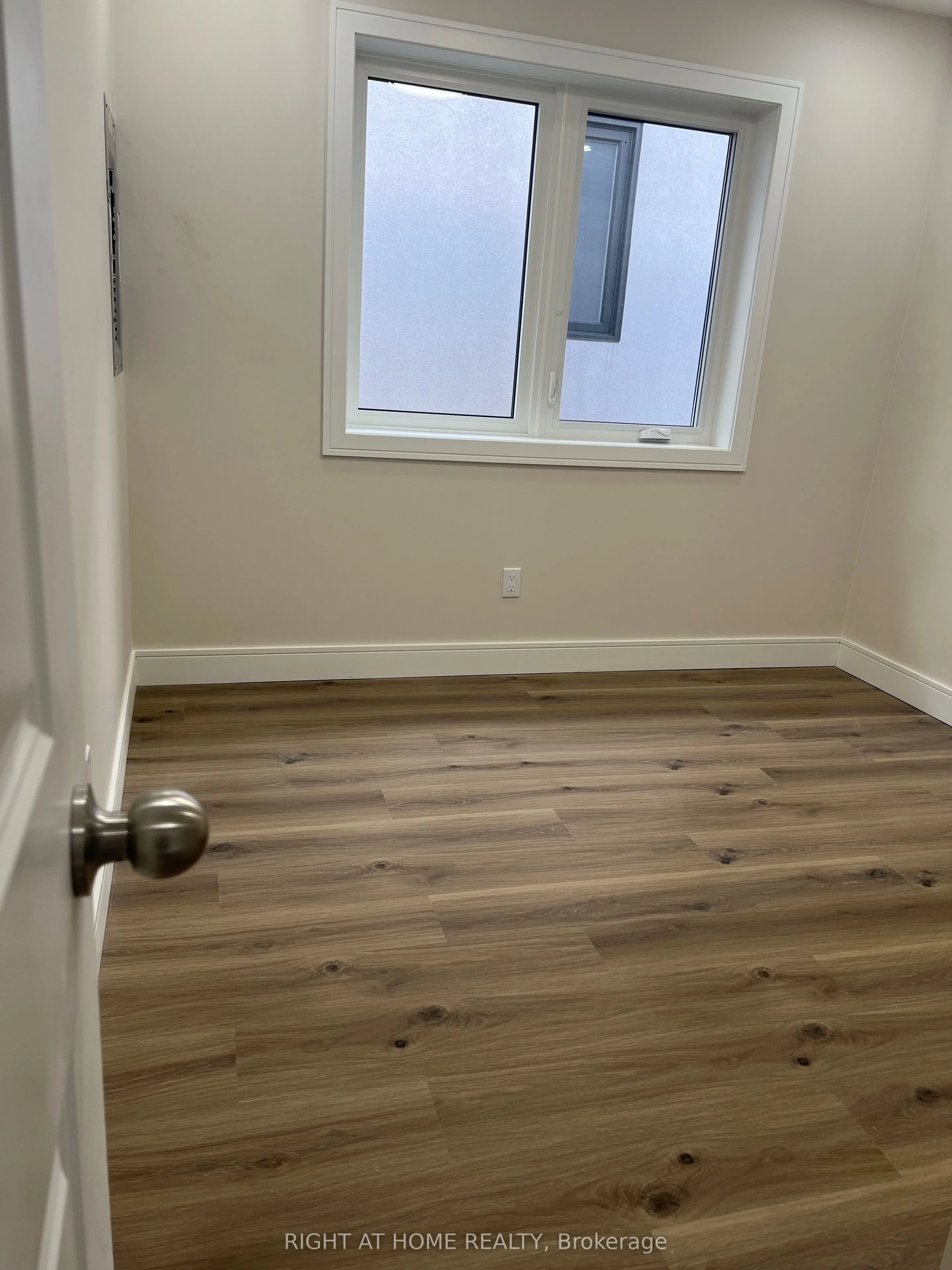 32 Cadorna Avenue, #2