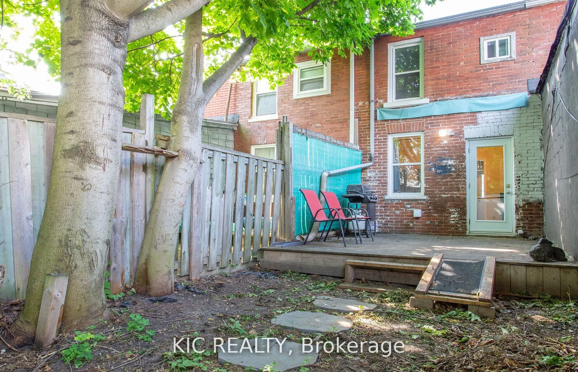 112.5 OLIVE Avenue