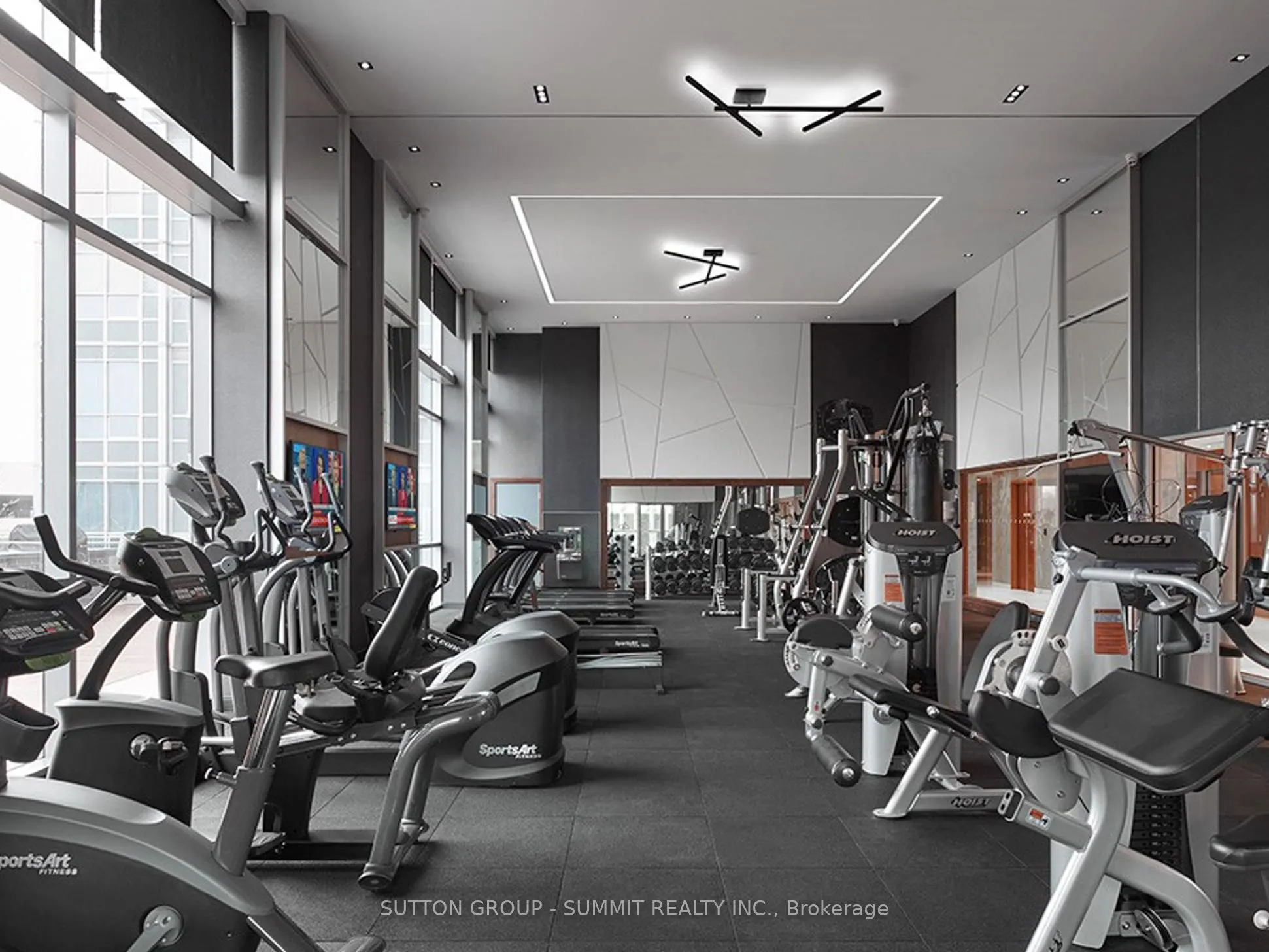 275 VILLAGE GREEN Square, #1717