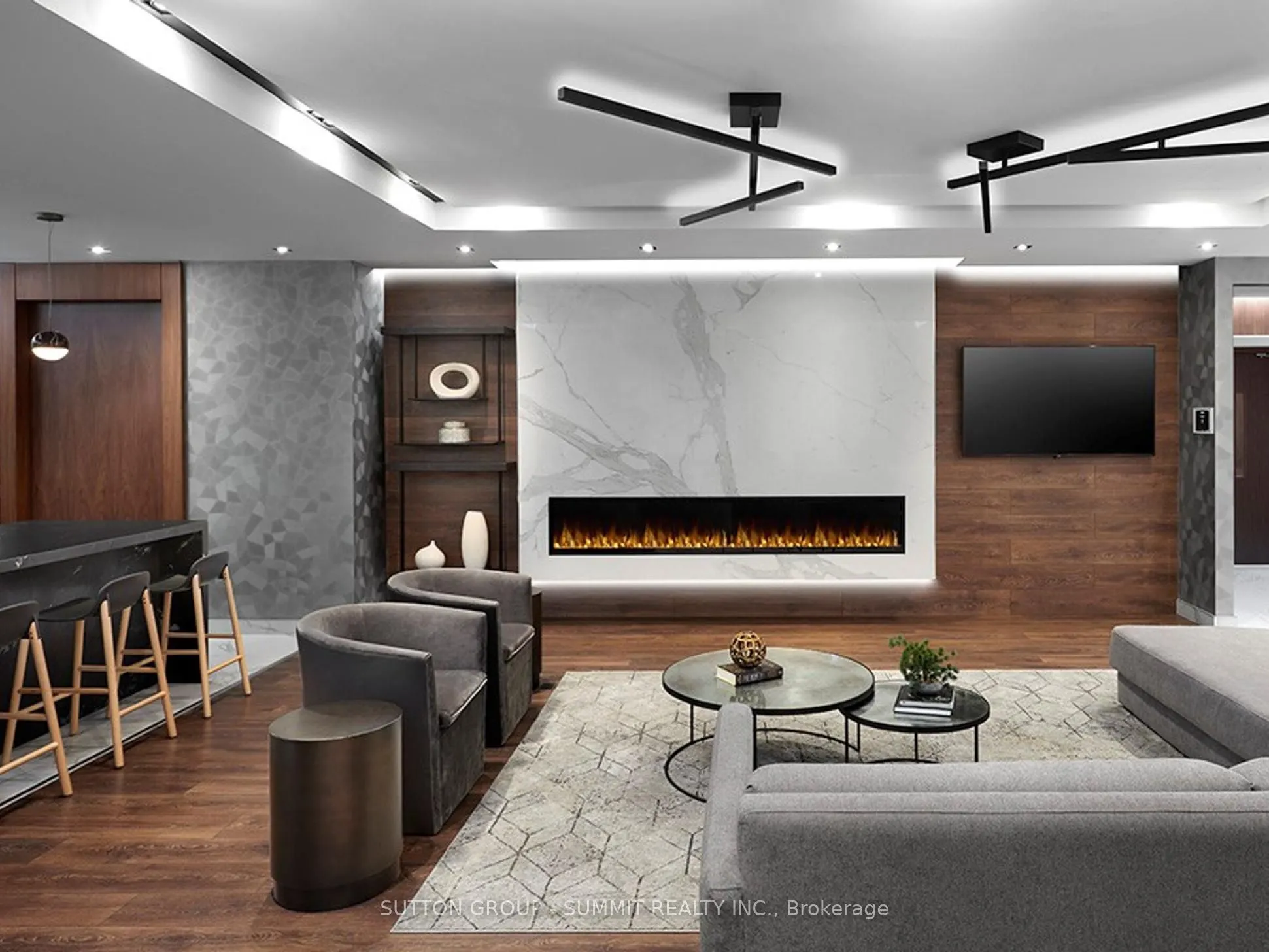 275 VILLAGE GREEN Square, #1717