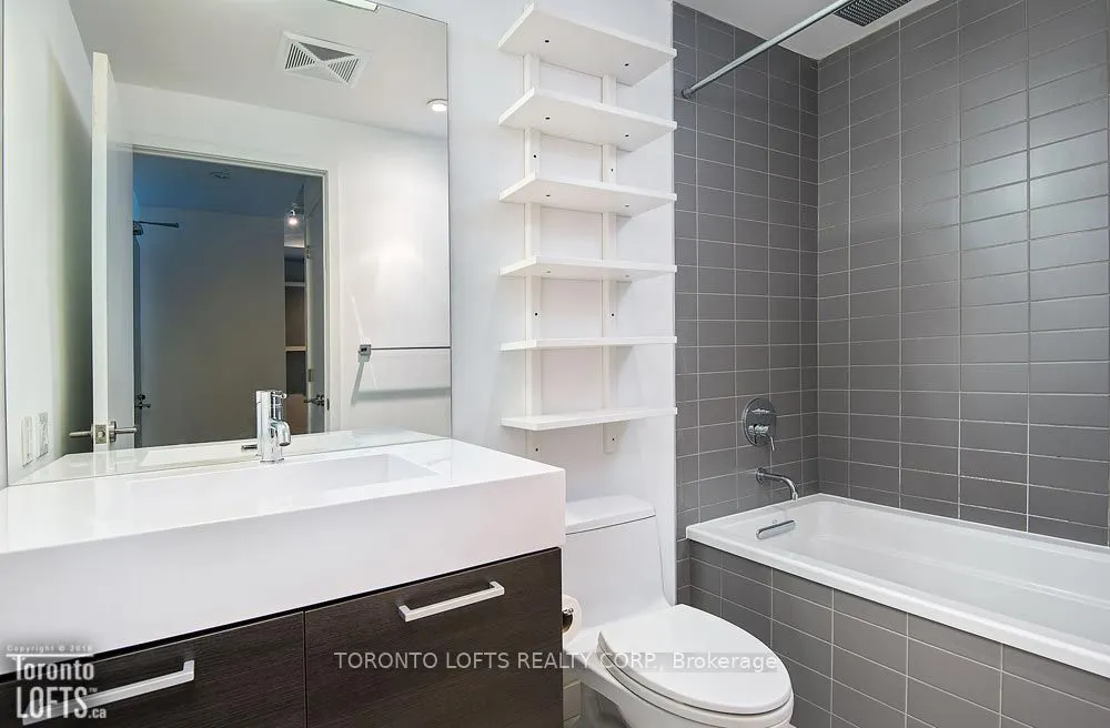 90 Broadview Avenue, #611