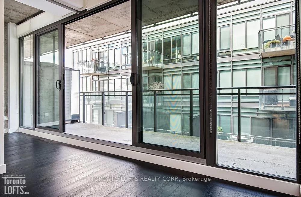 90 Broadview Avenue, #611