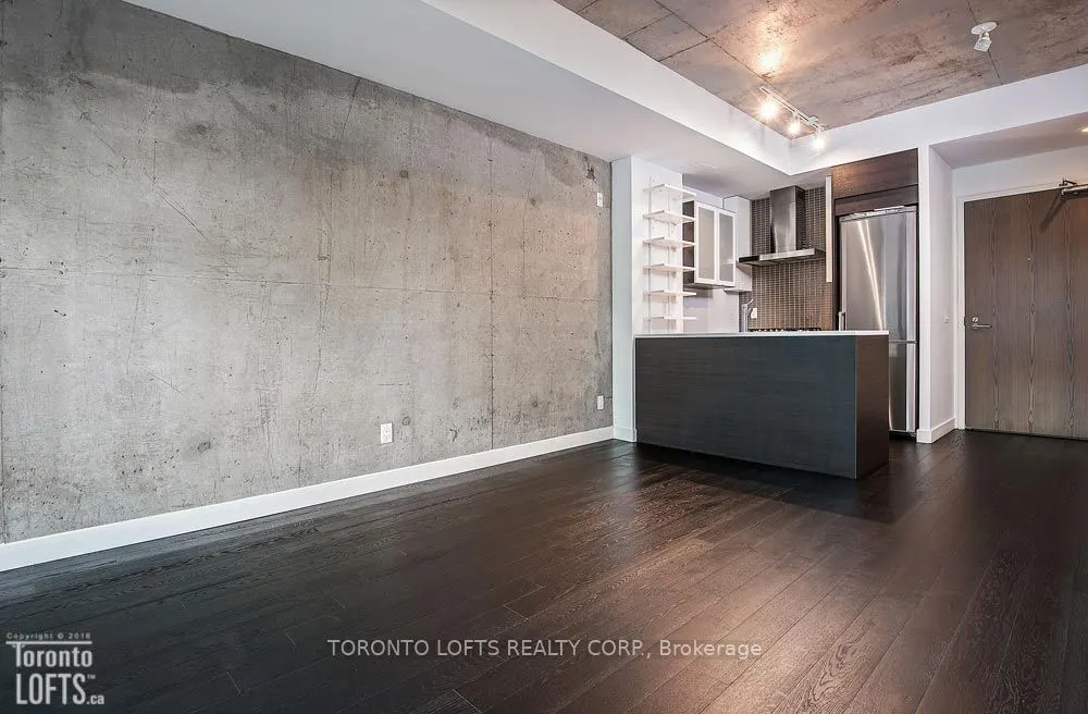 90 Broadview Avenue, #611