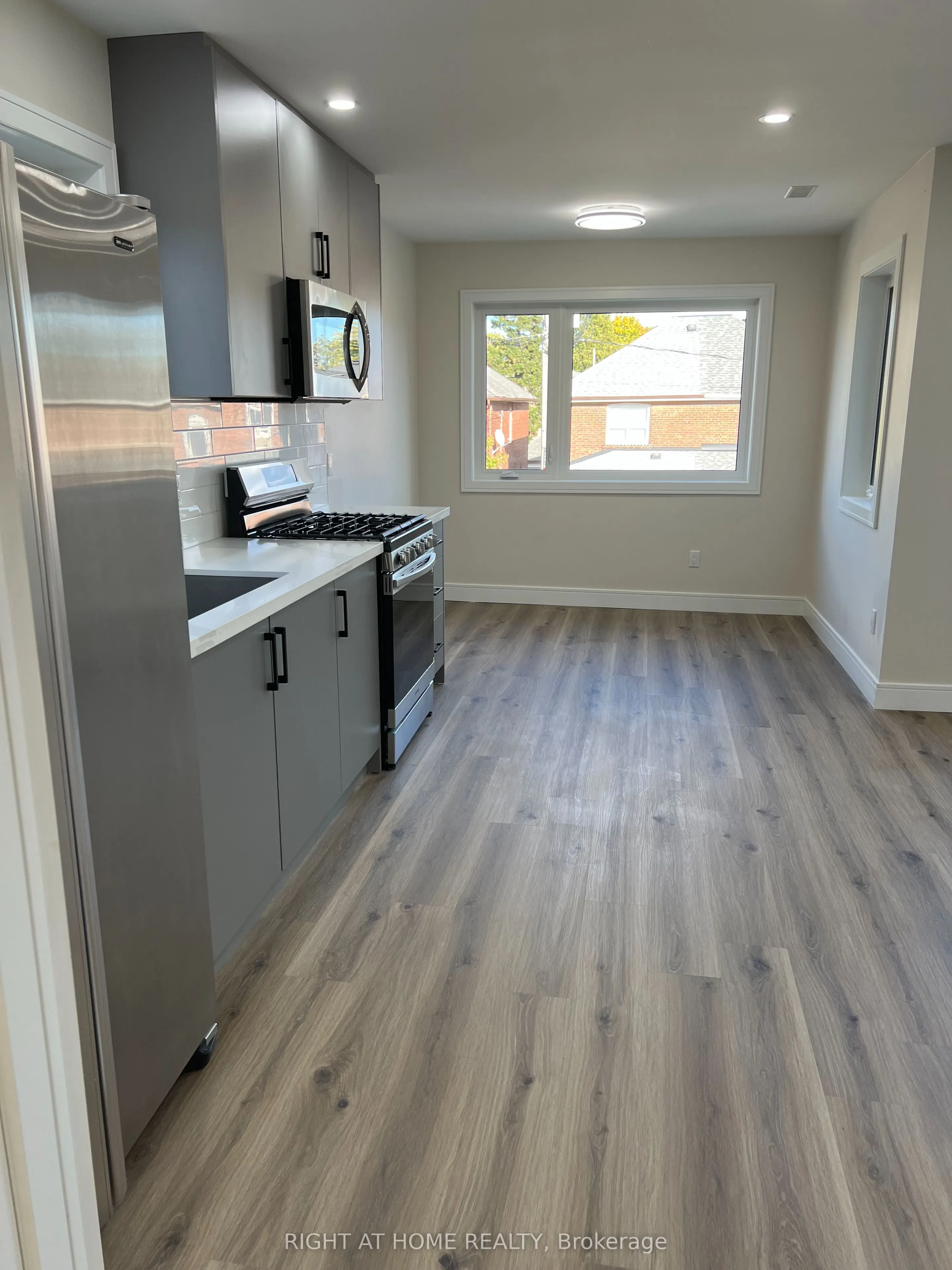 32 Cadorna Avenue, #3