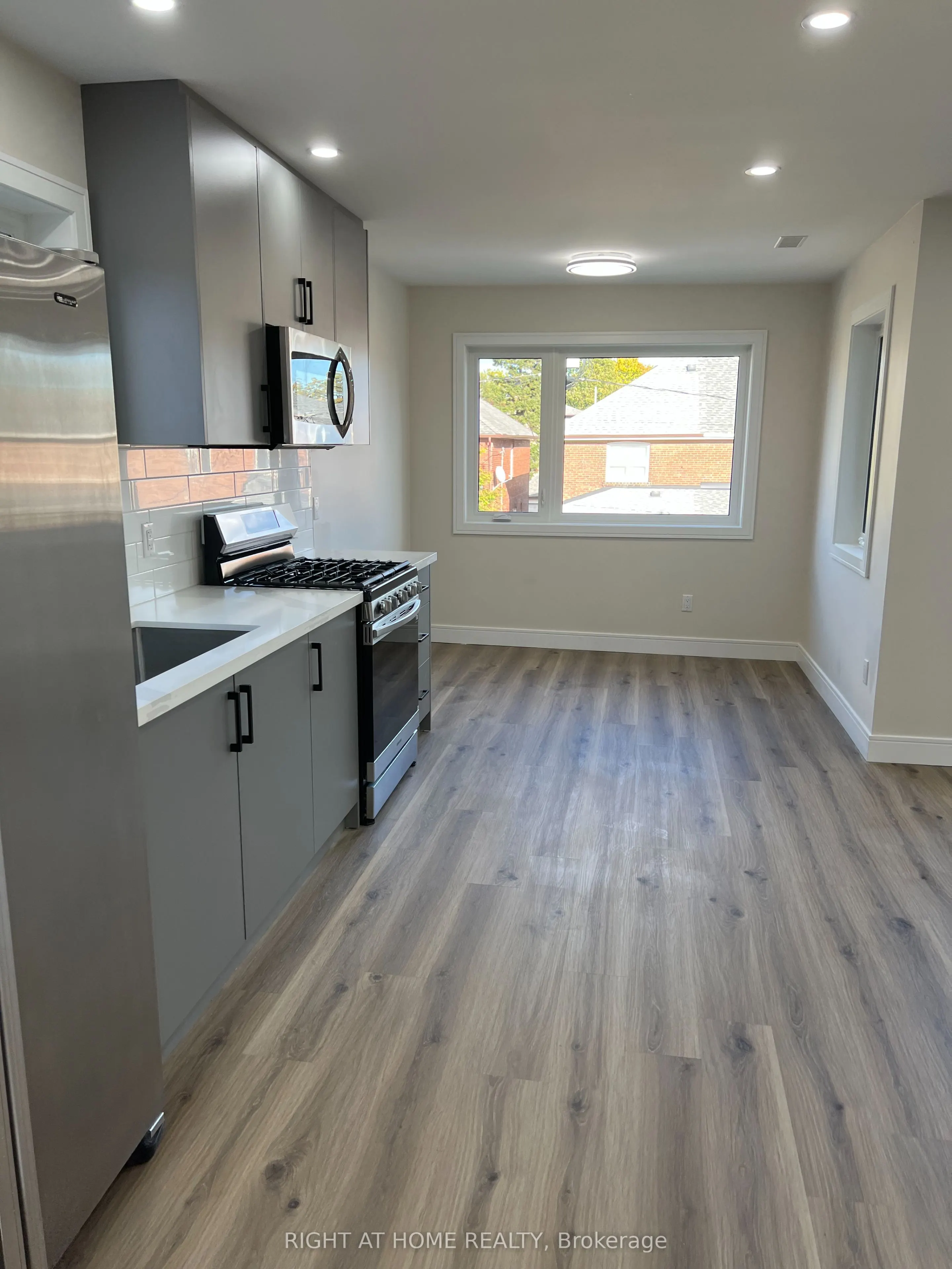 32 Cadorna Avenue, #3