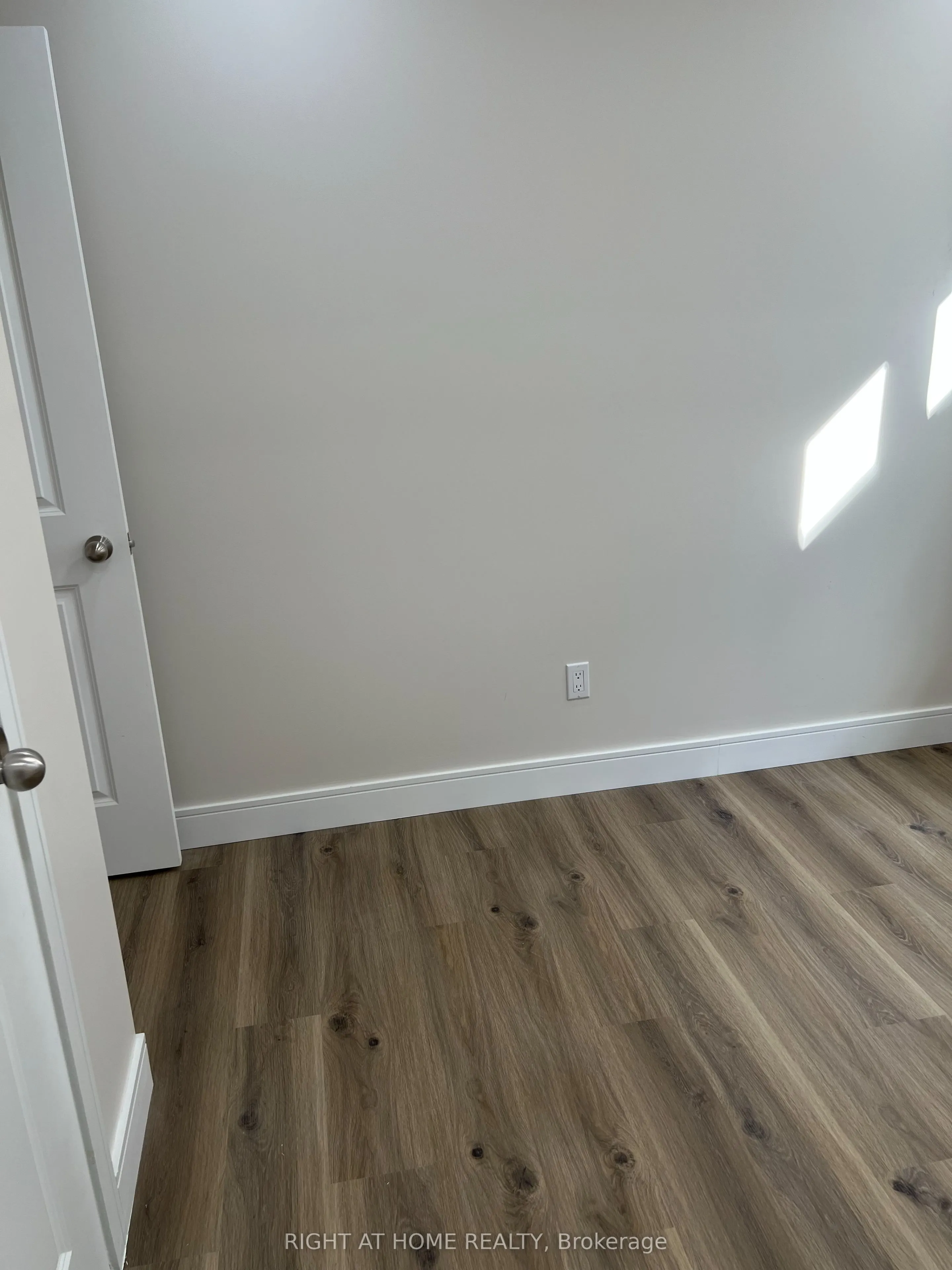 32 Cadorna Avenue, #3