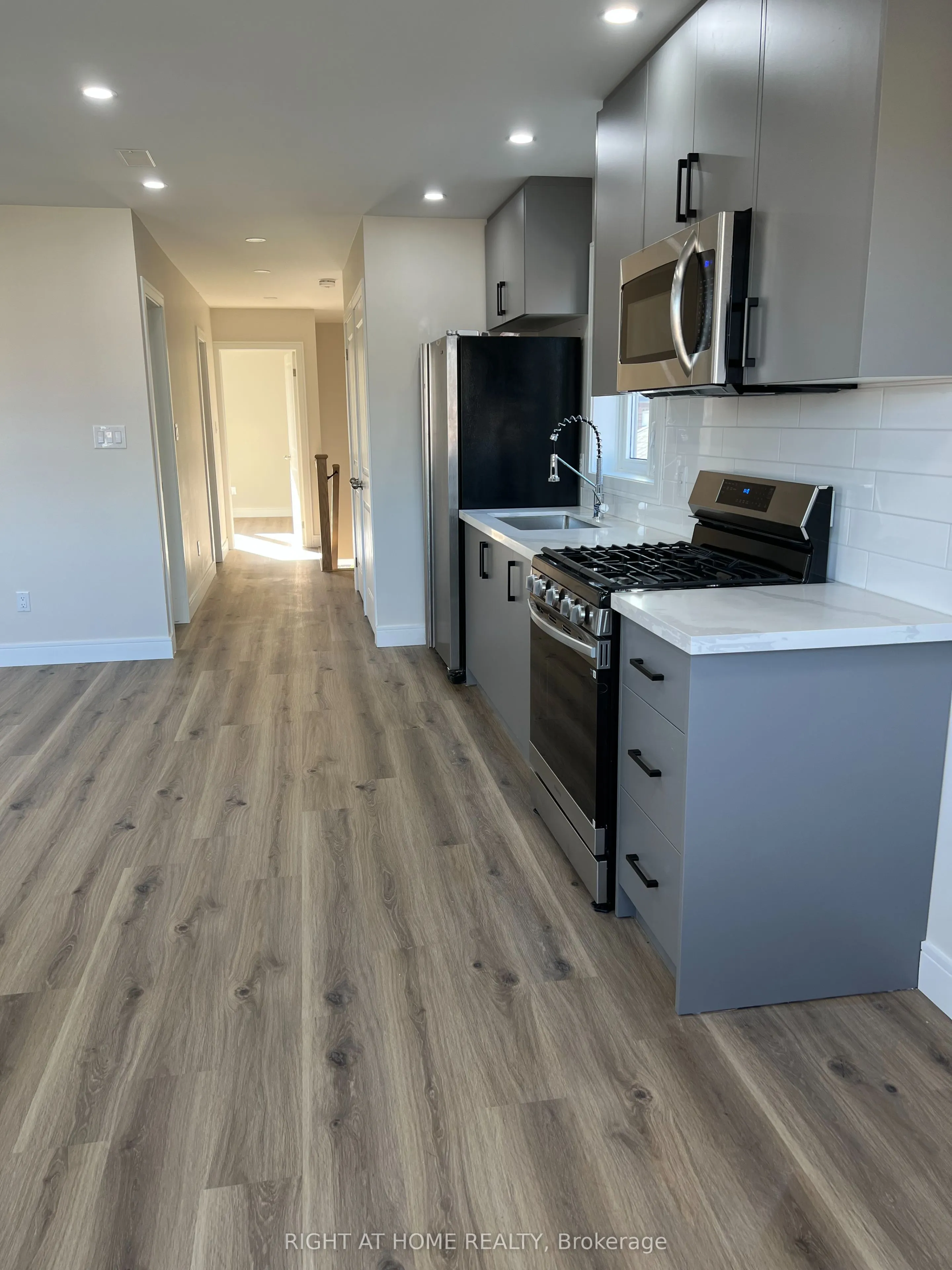 32 Cadorna Avenue, #3