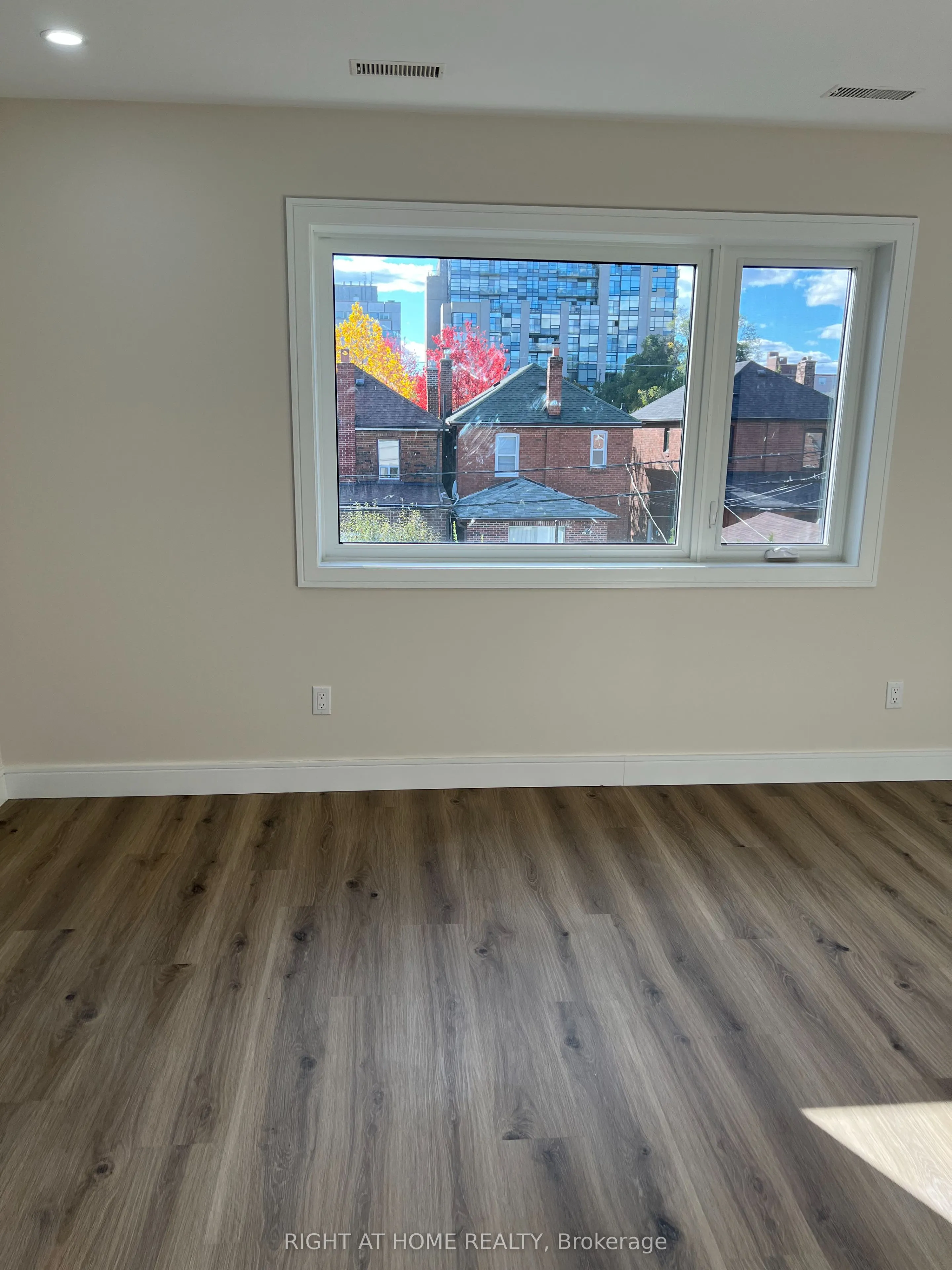 32 Cadorna Avenue, #3