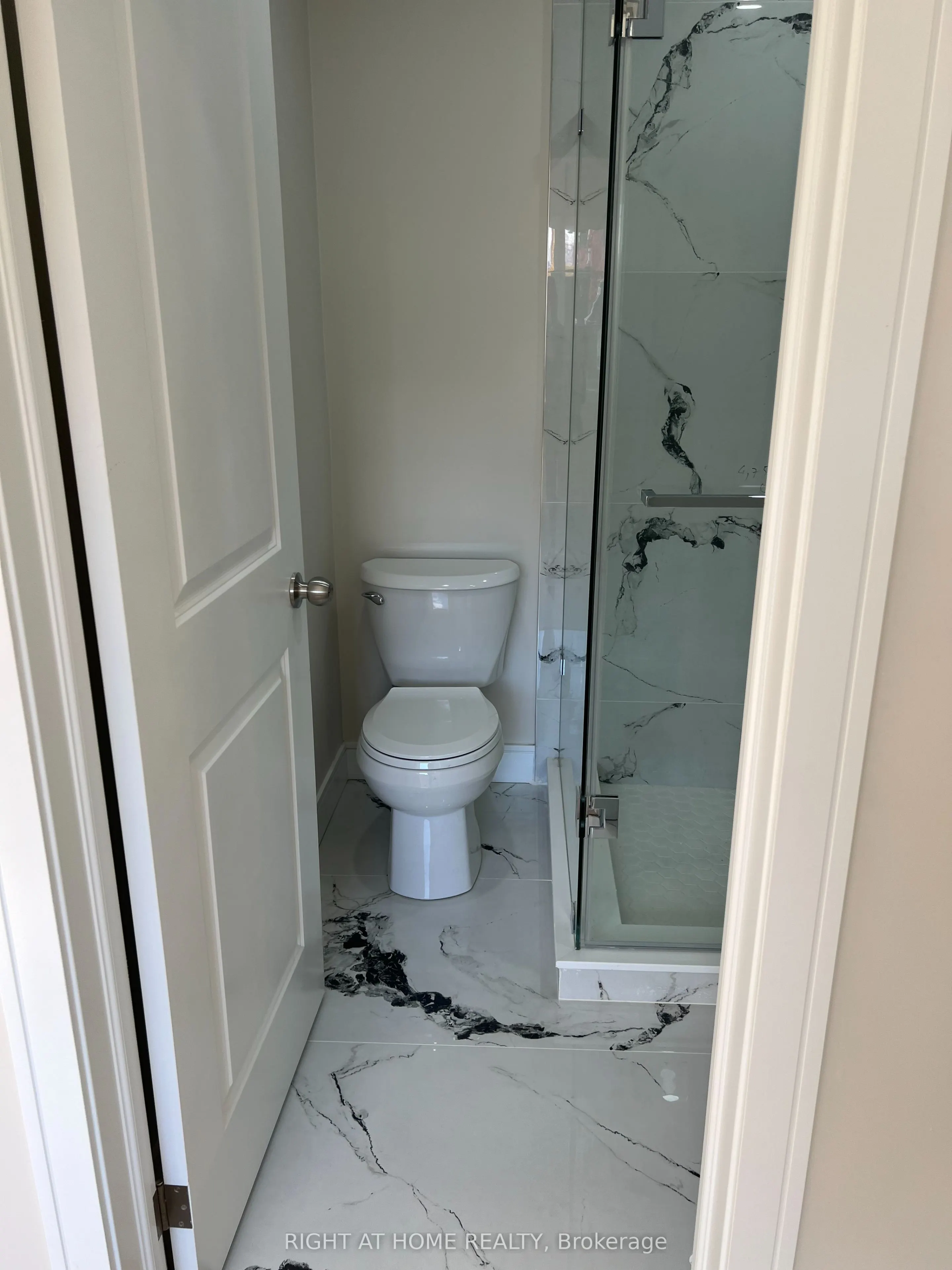 32 Cadorna Avenue, #3