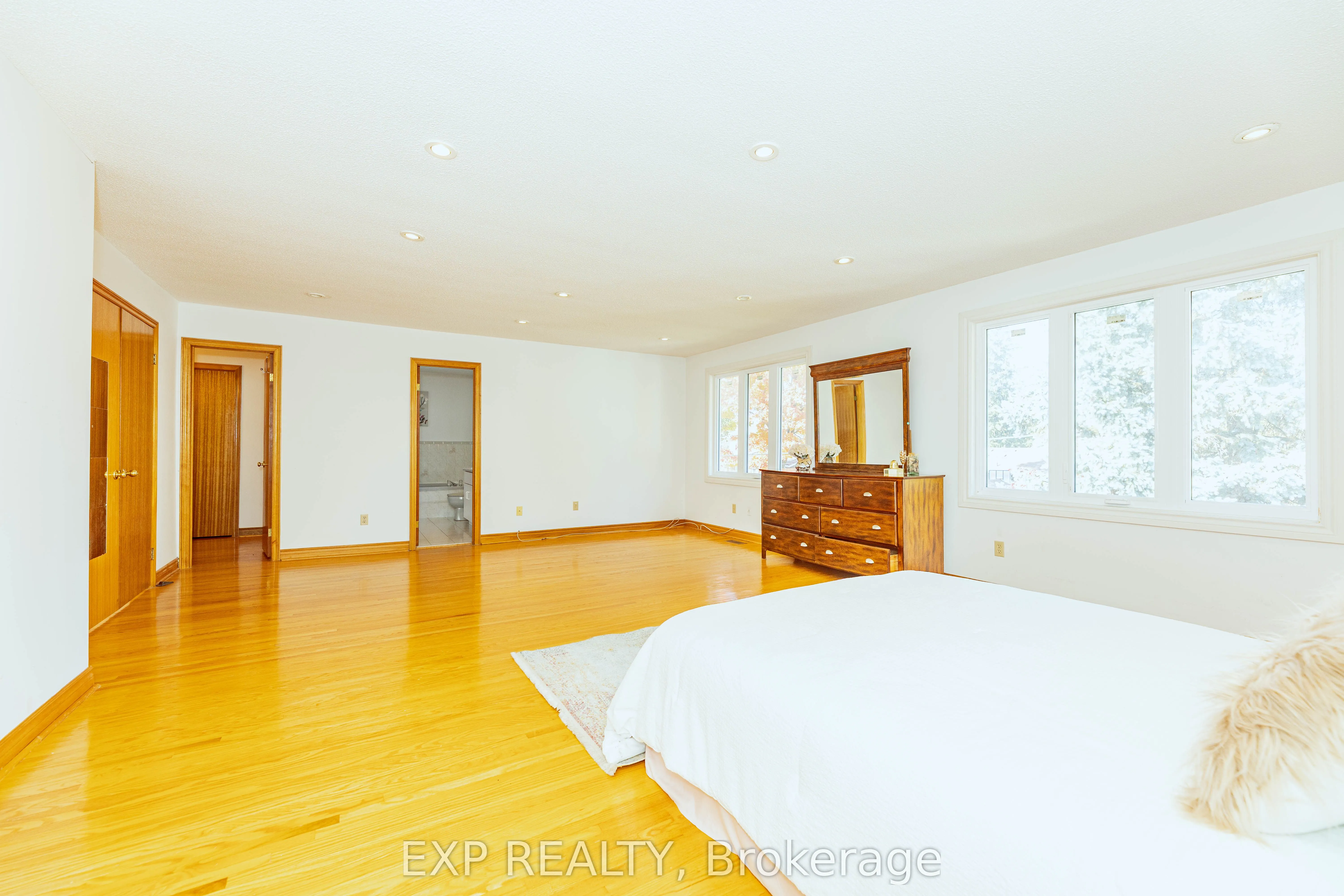 3 Emmeline Crescent