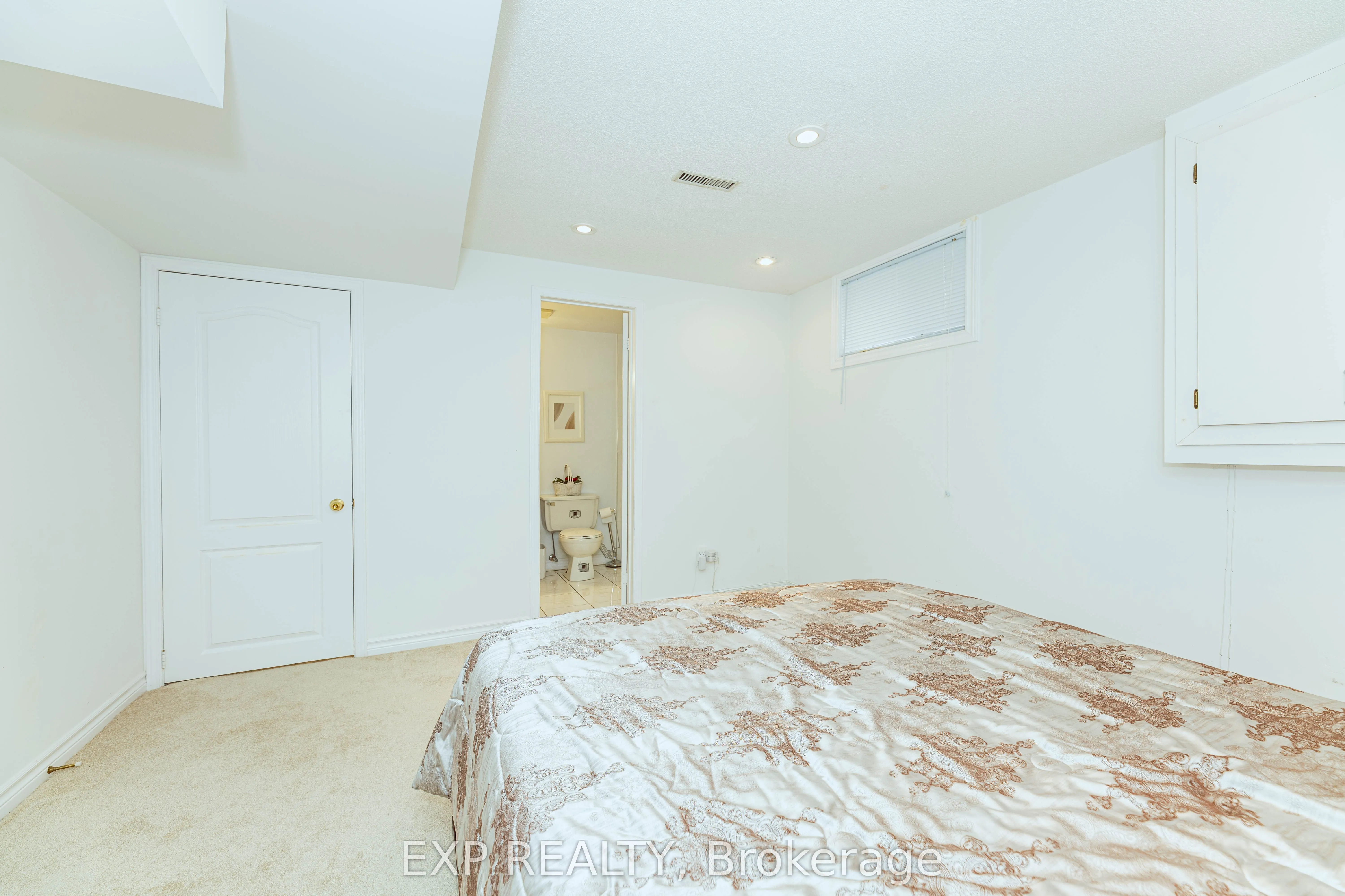 3 Emmeline Crescent