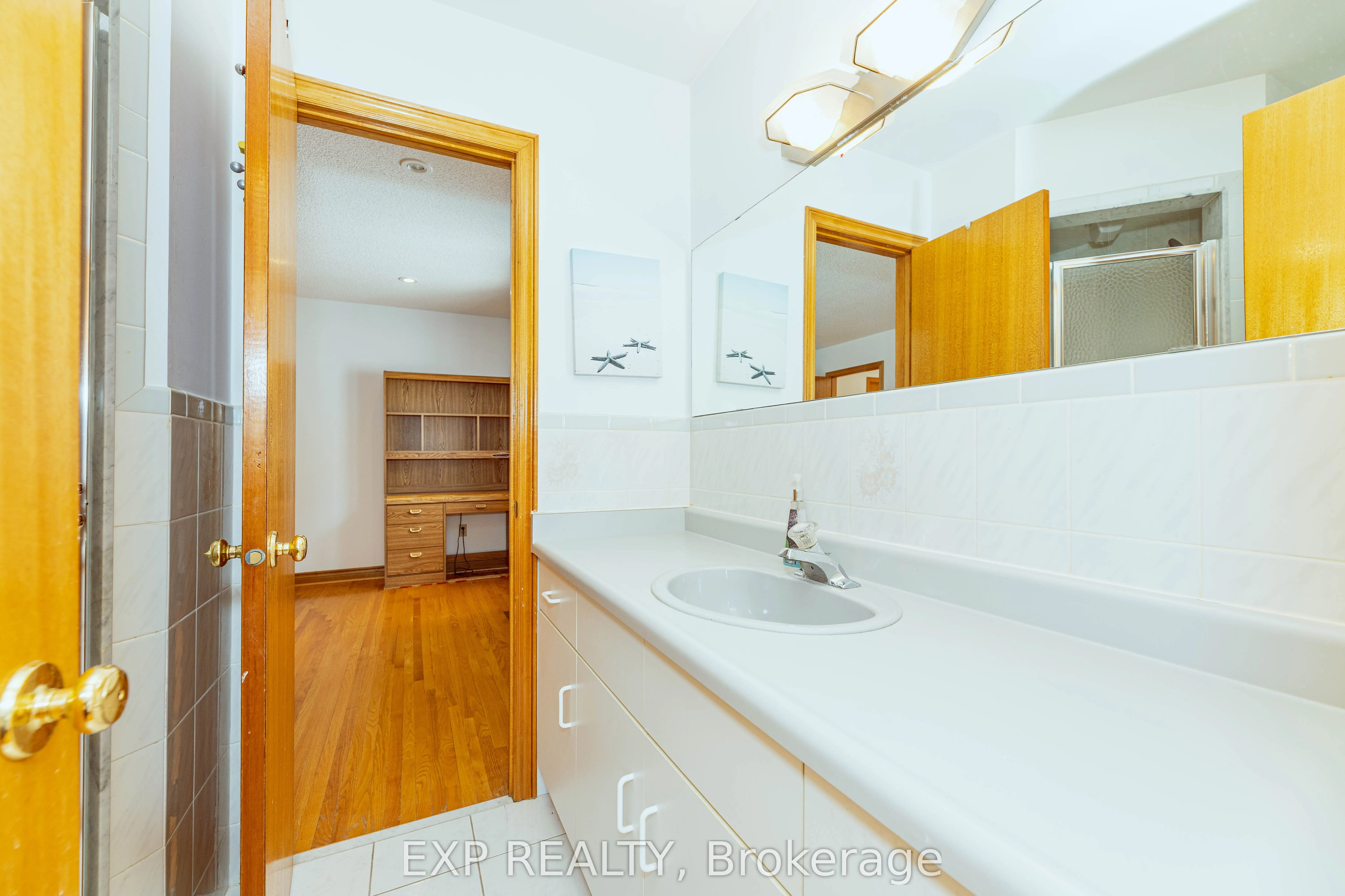 3 Emmeline Crescent