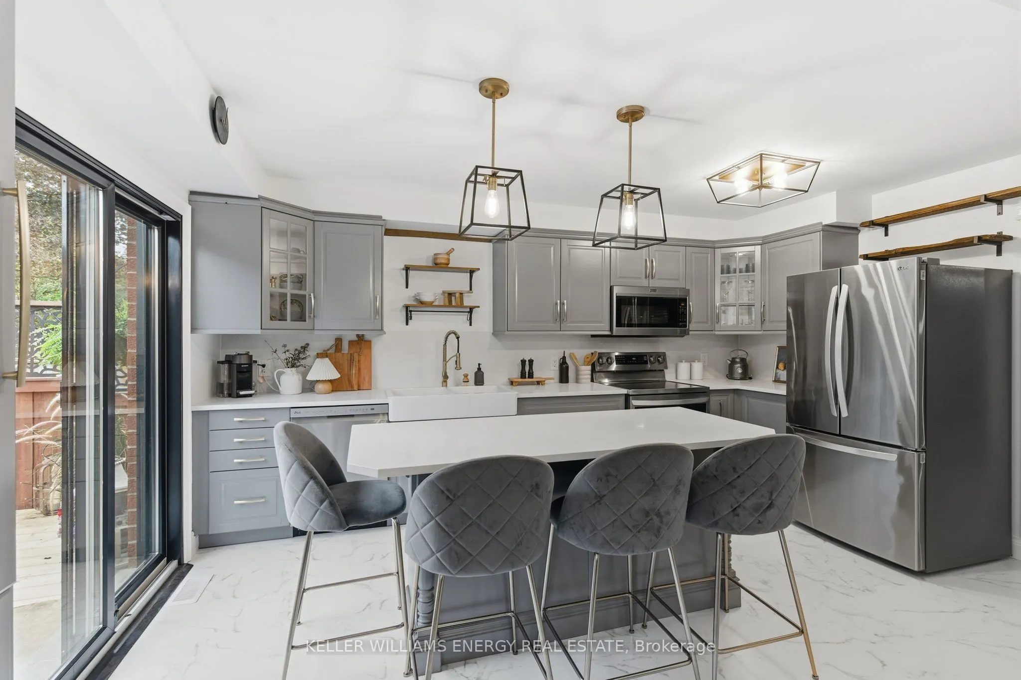 99 Bonnycastle Drive