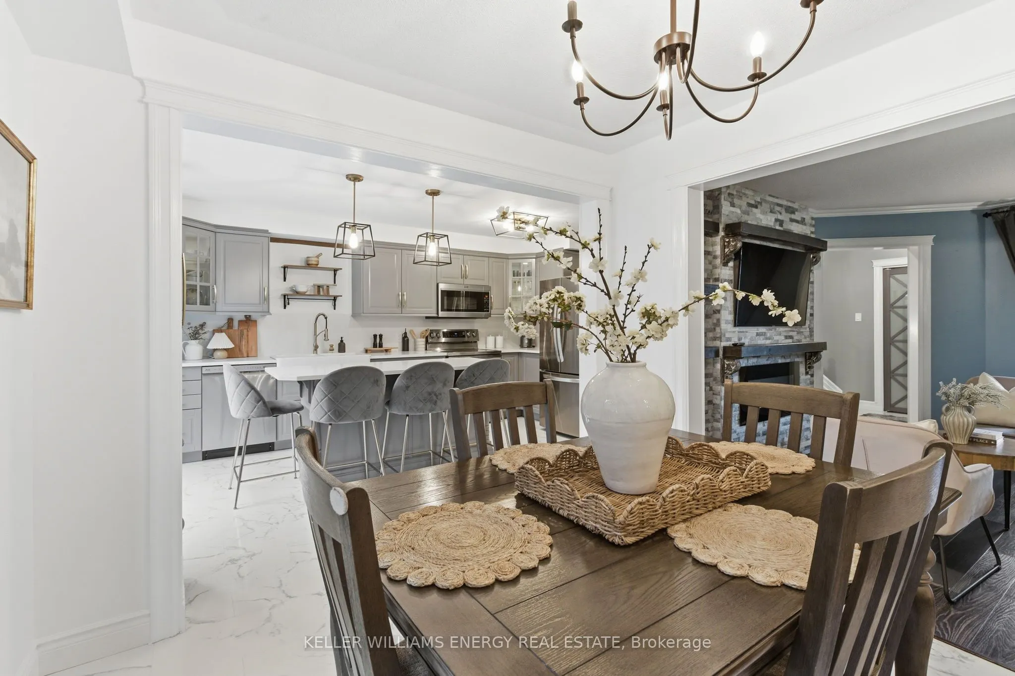 99 Bonnycastle Drive