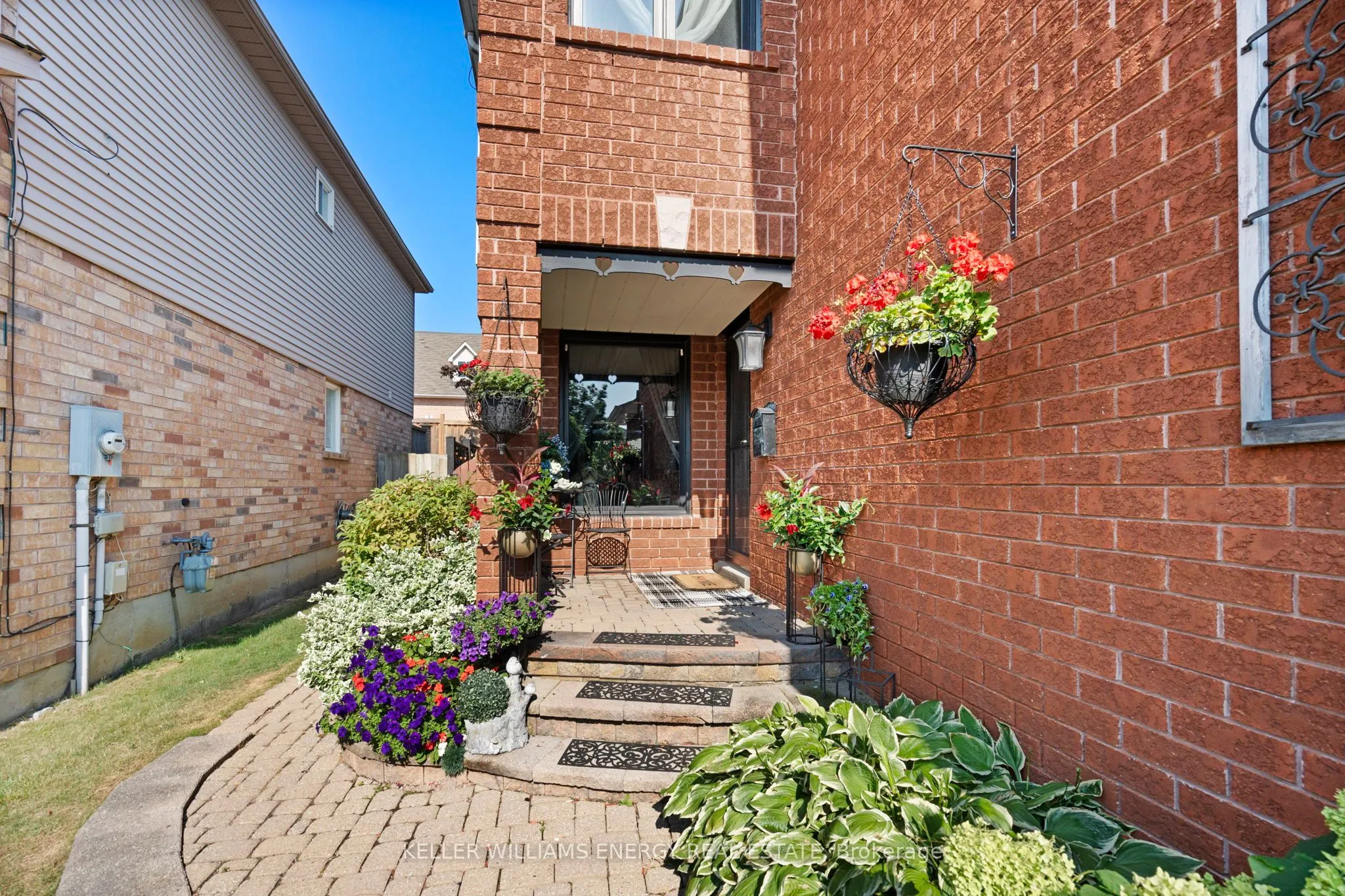 99 Bonnycastle Drive