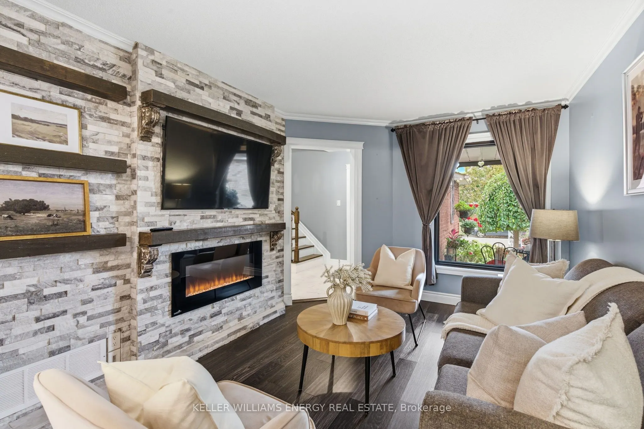 99 Bonnycastle Drive