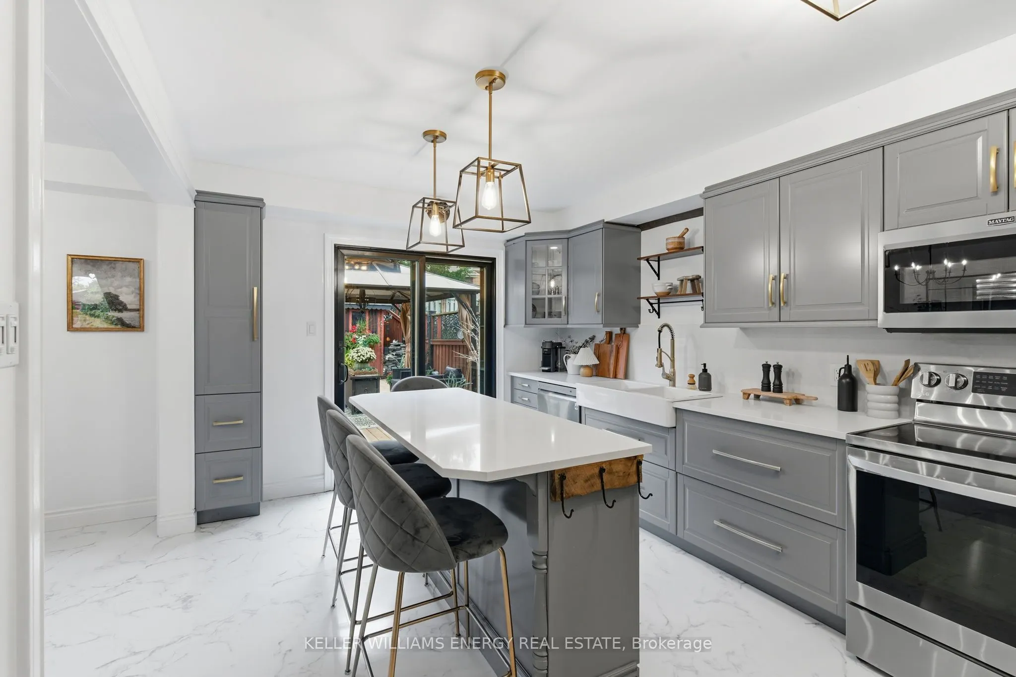 99 Bonnycastle Drive