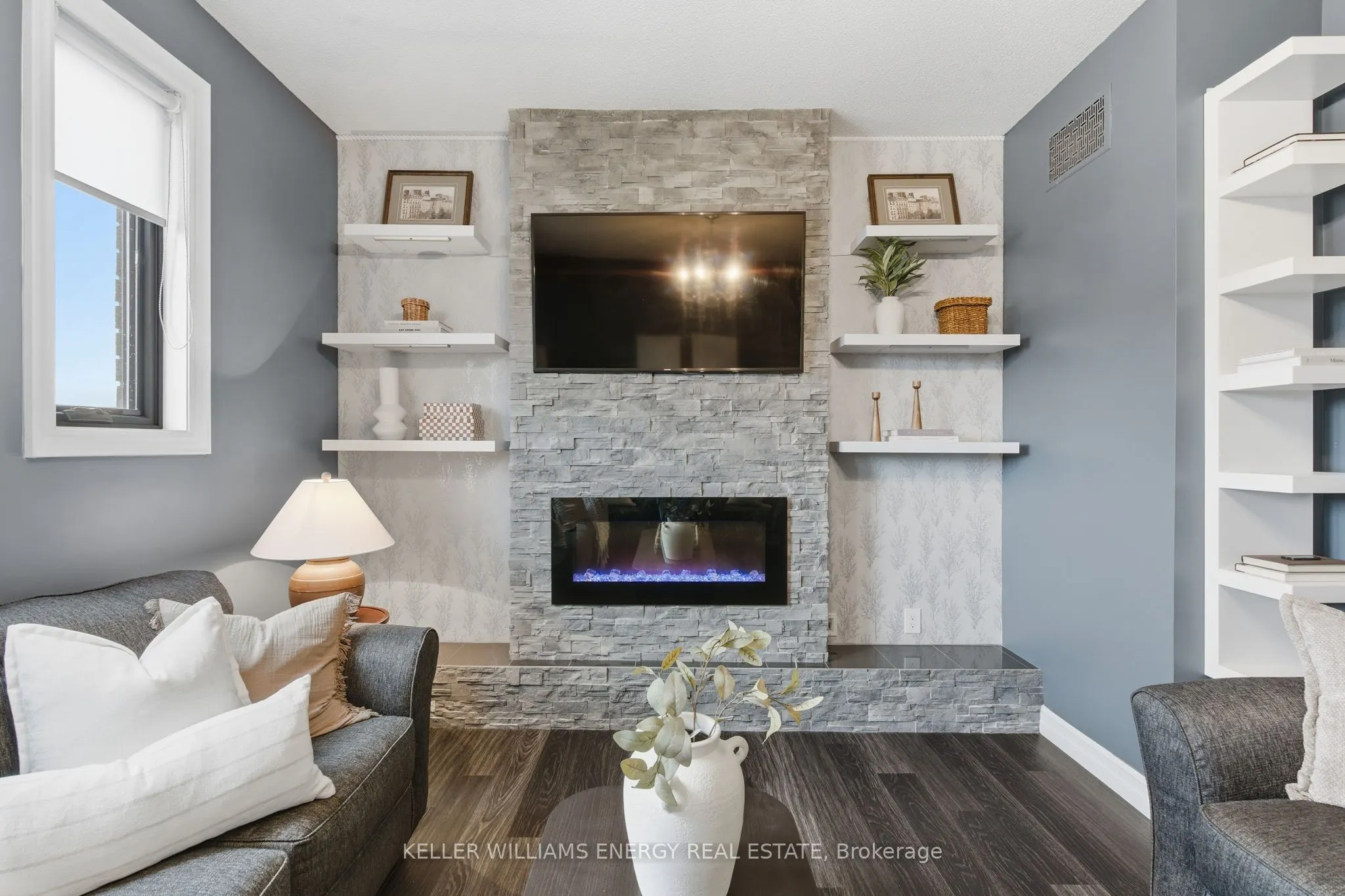 99 Bonnycastle Drive