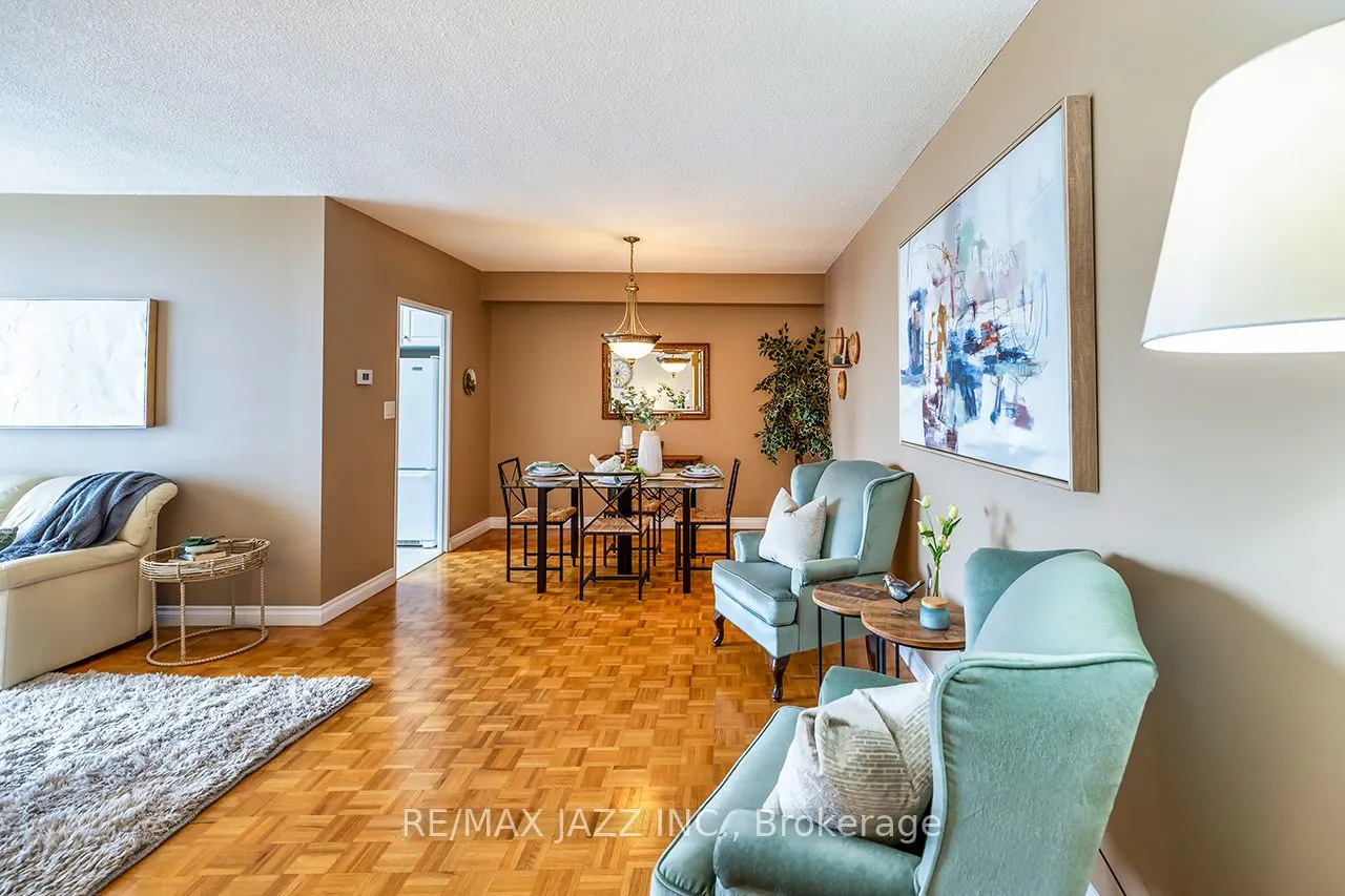 92 Church Street S, #PH 4