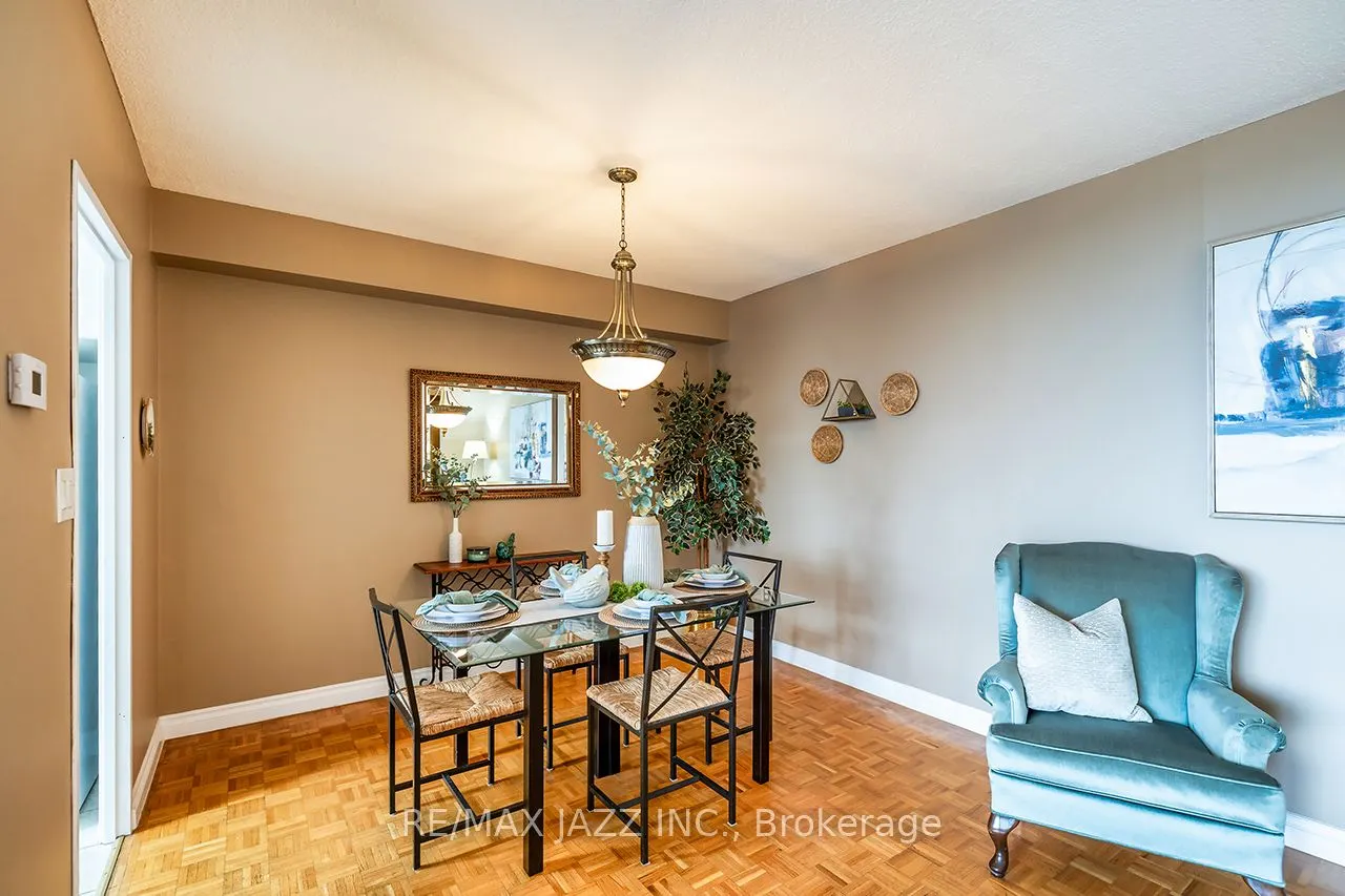 92 Church Street S, #PH 4