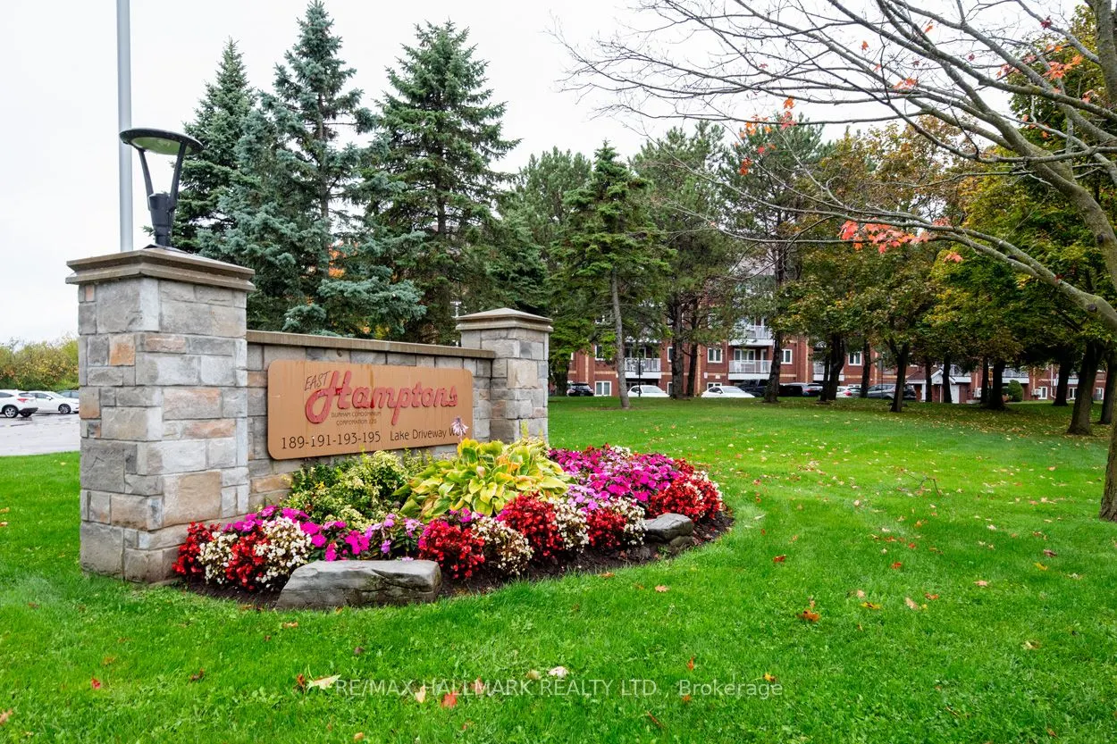 193 Lake Driveway Drive W, #201